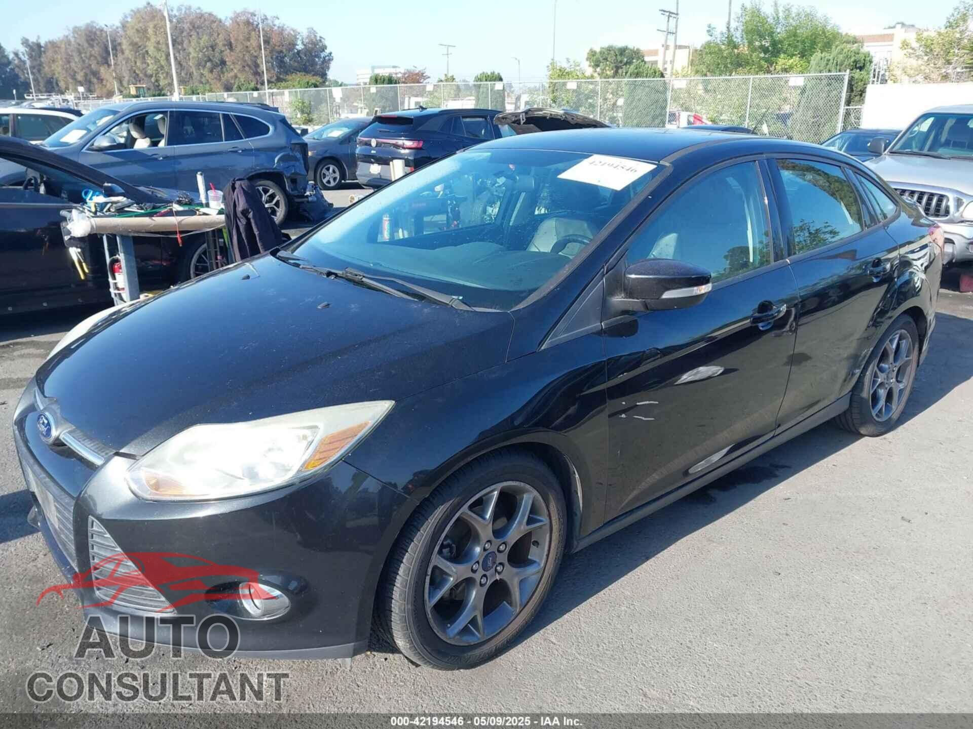 FORD FOCUS 2014 - 1FADP3F22EL198311