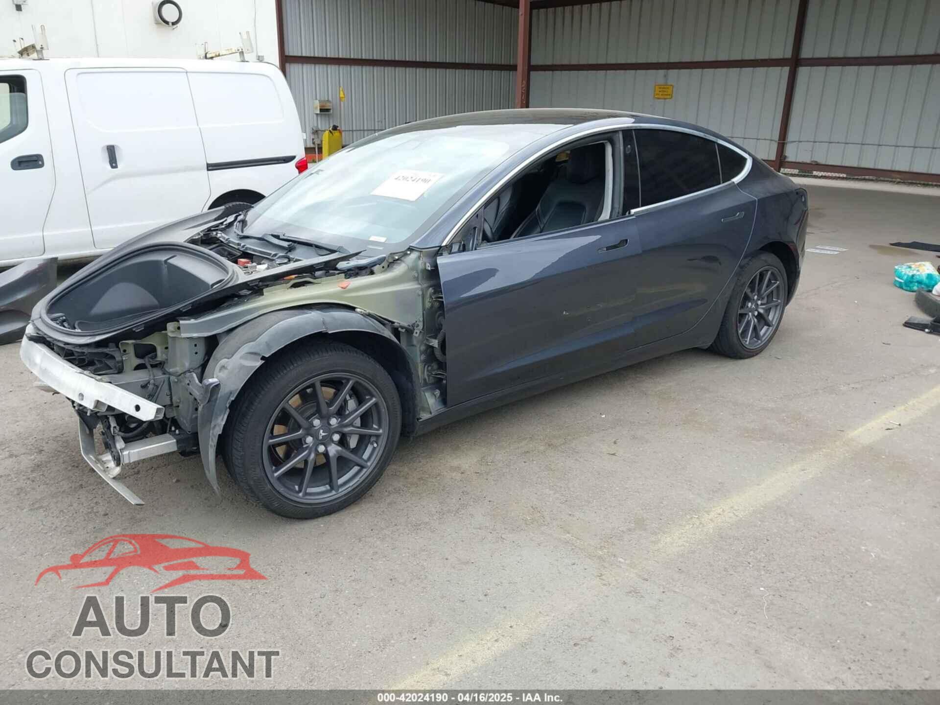 TESLA MODEL 3 2018 - 5YJ3E1EA7JF019962