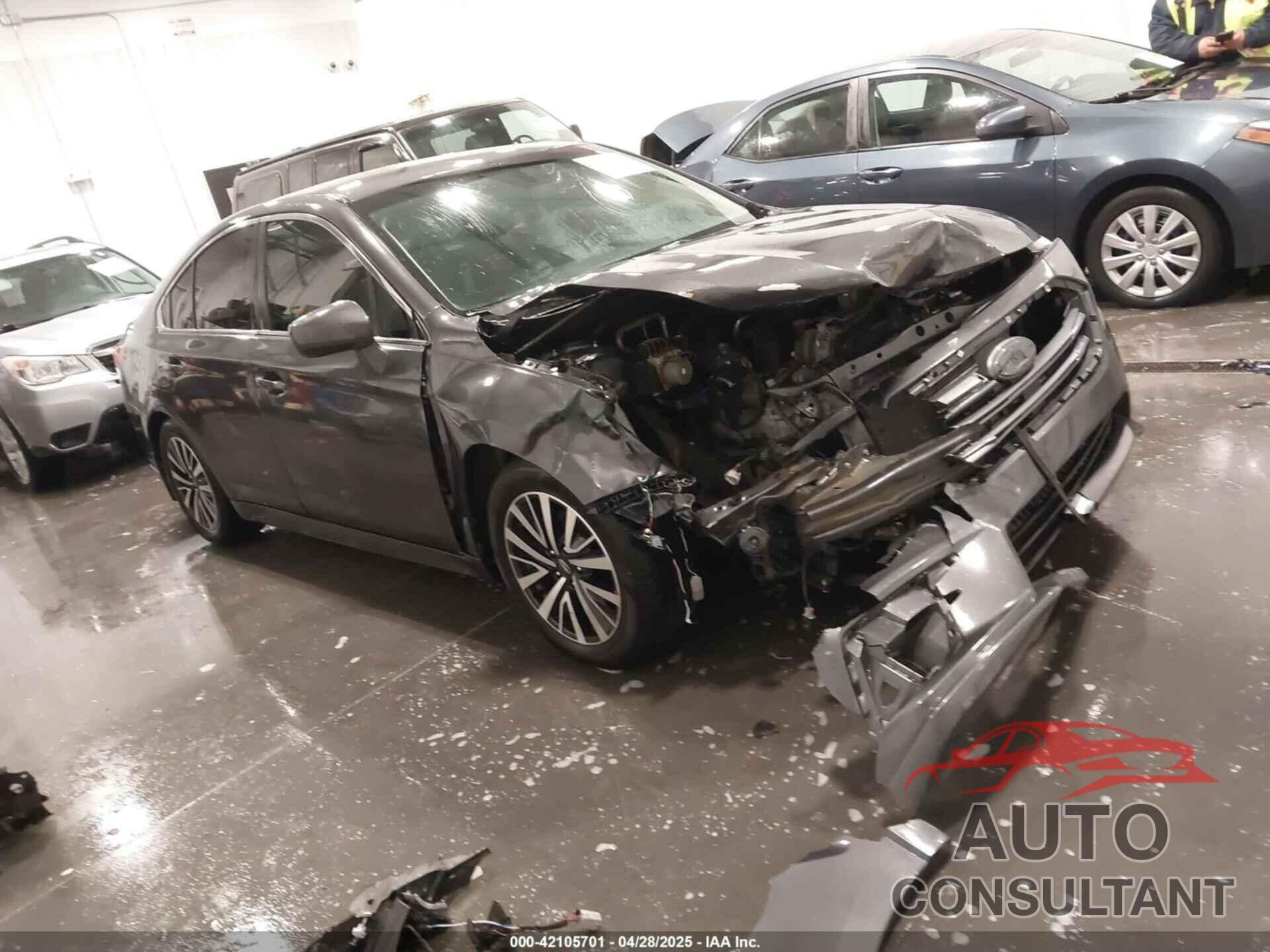 SUBARU LEGACY 2019 - 4S3BNAF69K3036265