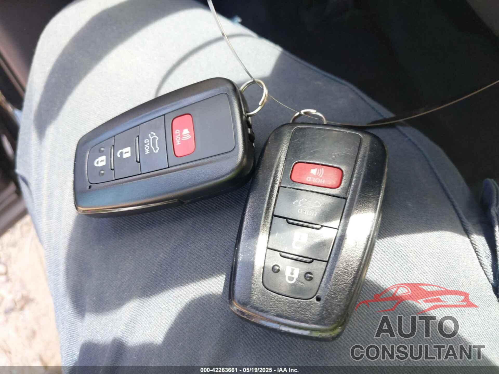TOYOTA HIGHLANDER 2023 - 5TDKDRAH8PS000437