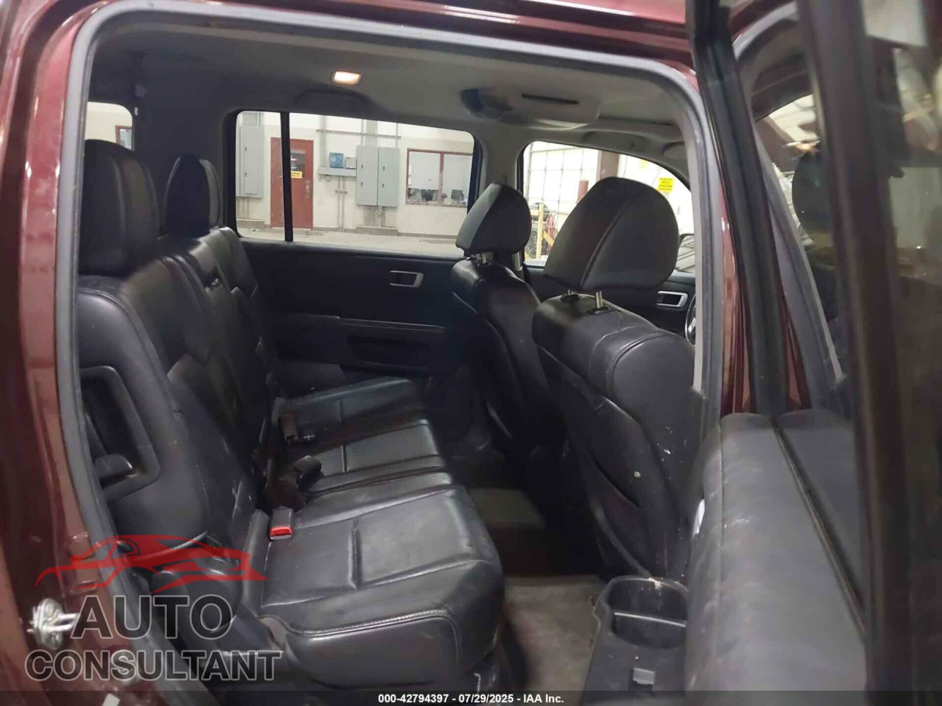 HONDA PILOT 2013 - 5FNYF4H58DB036308