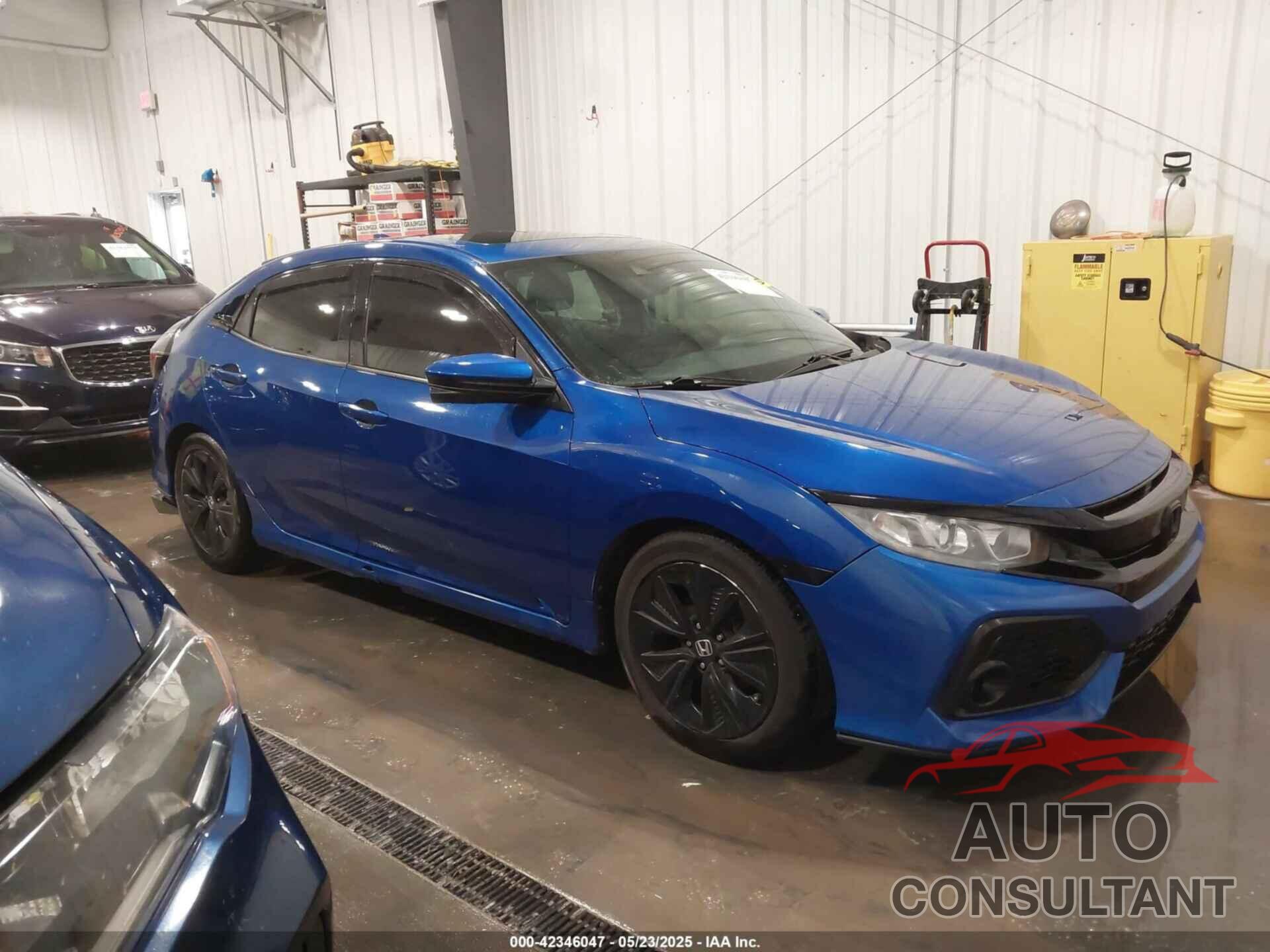 HONDA CIVIC 2017 - SHHFK7H88HU226144
