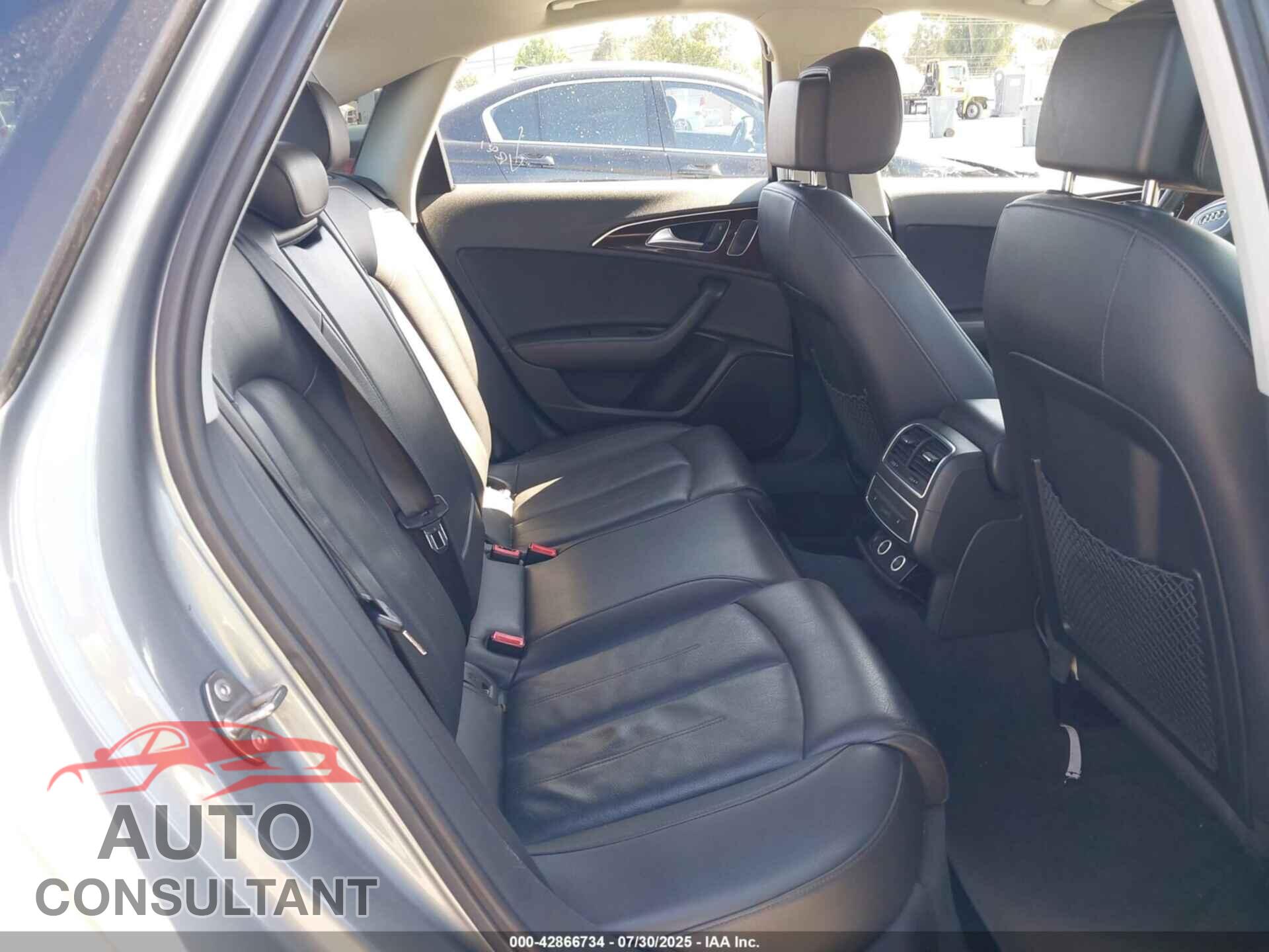 AUDI A6 2013 - WAUGFAFC4DN093342