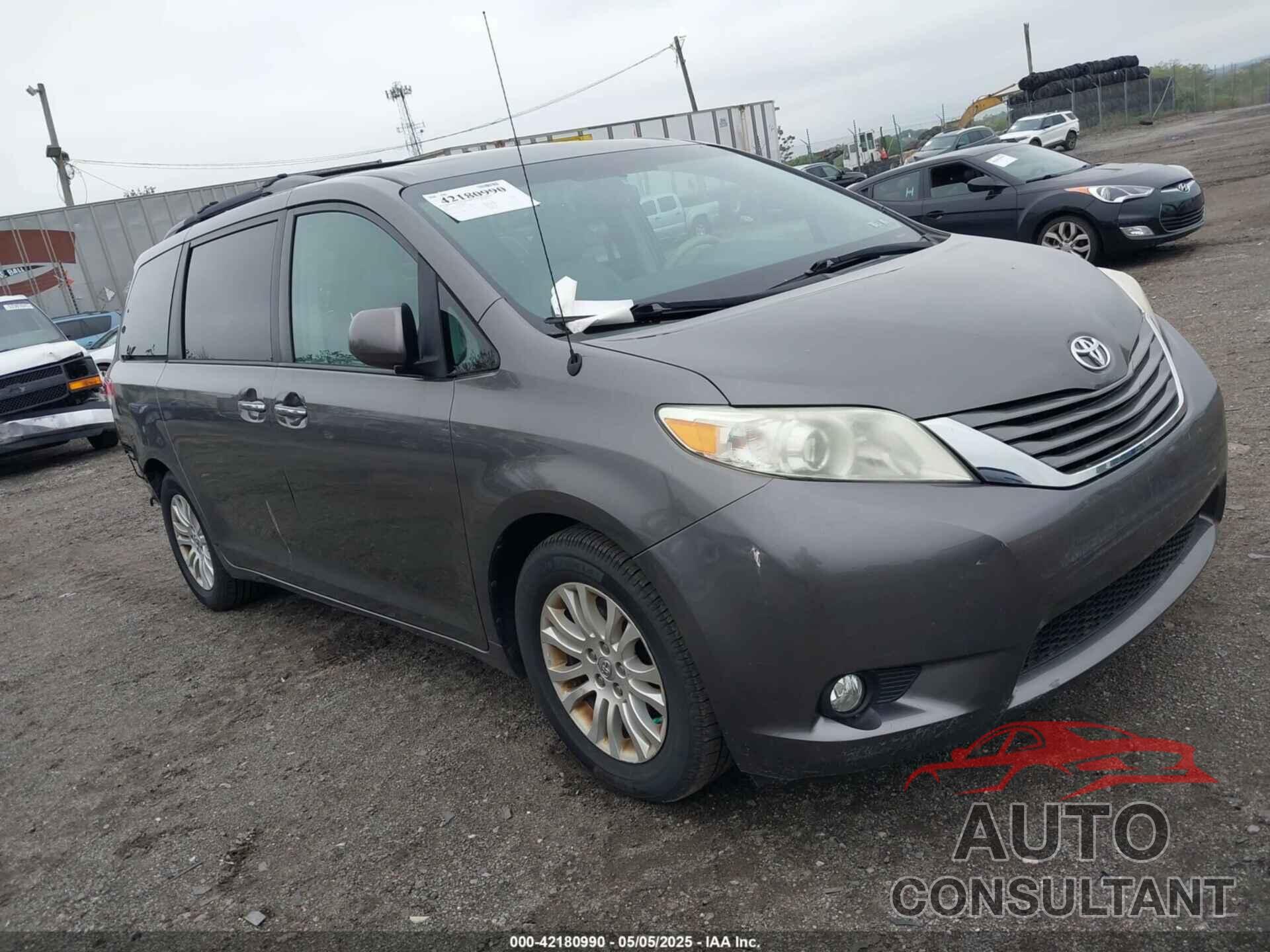 TOYOTA SIENNA 2014 - 5TDYK3DC0ES436502