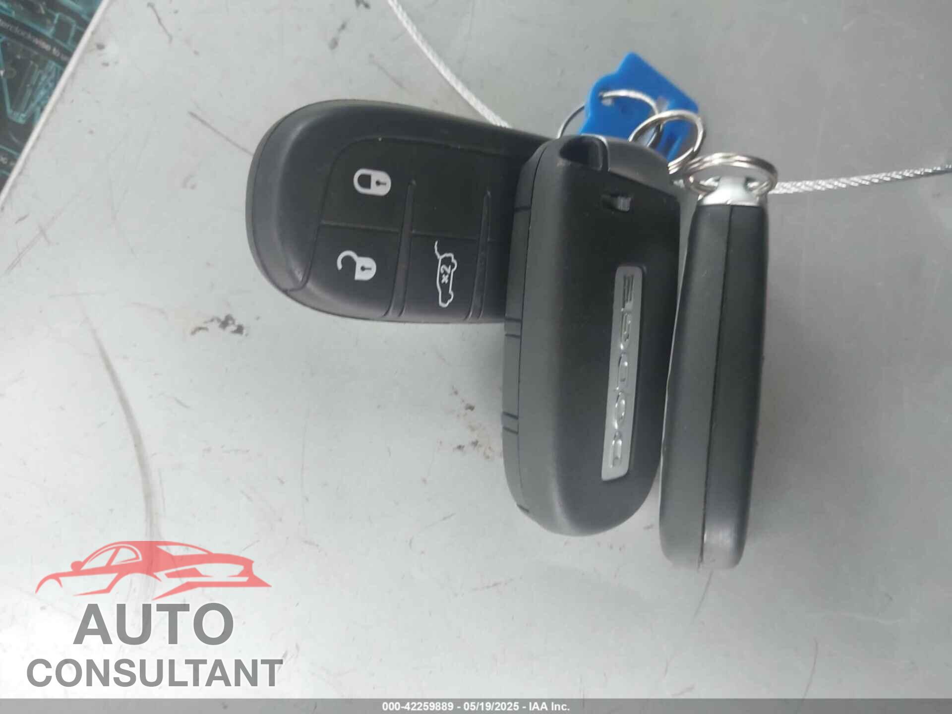 DODGE DURANGO 2021 - 1C4SDJFT8MC823610