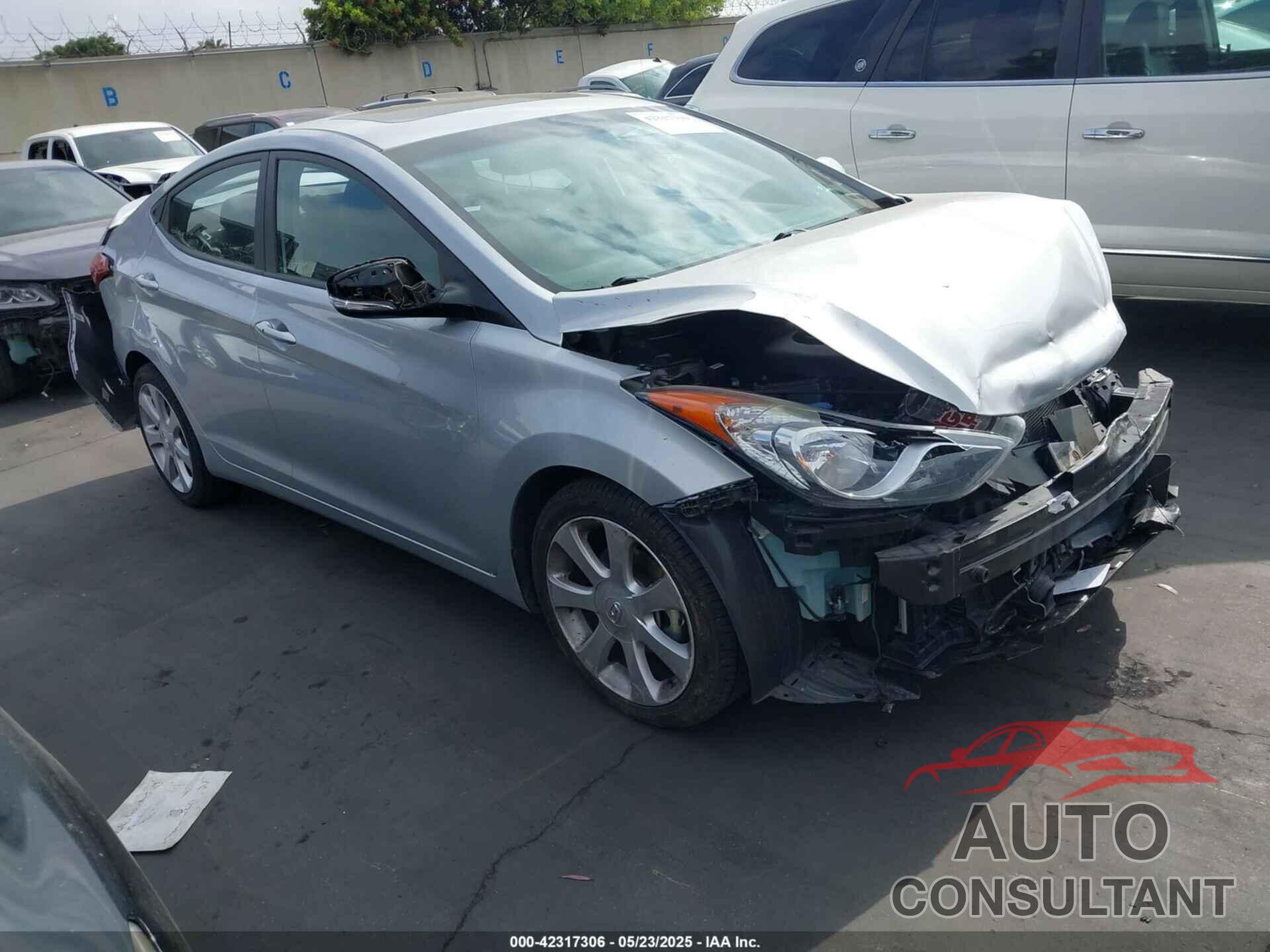 HYUNDAI ELANTRA 2013 - 5NPDH4AE7DH341030