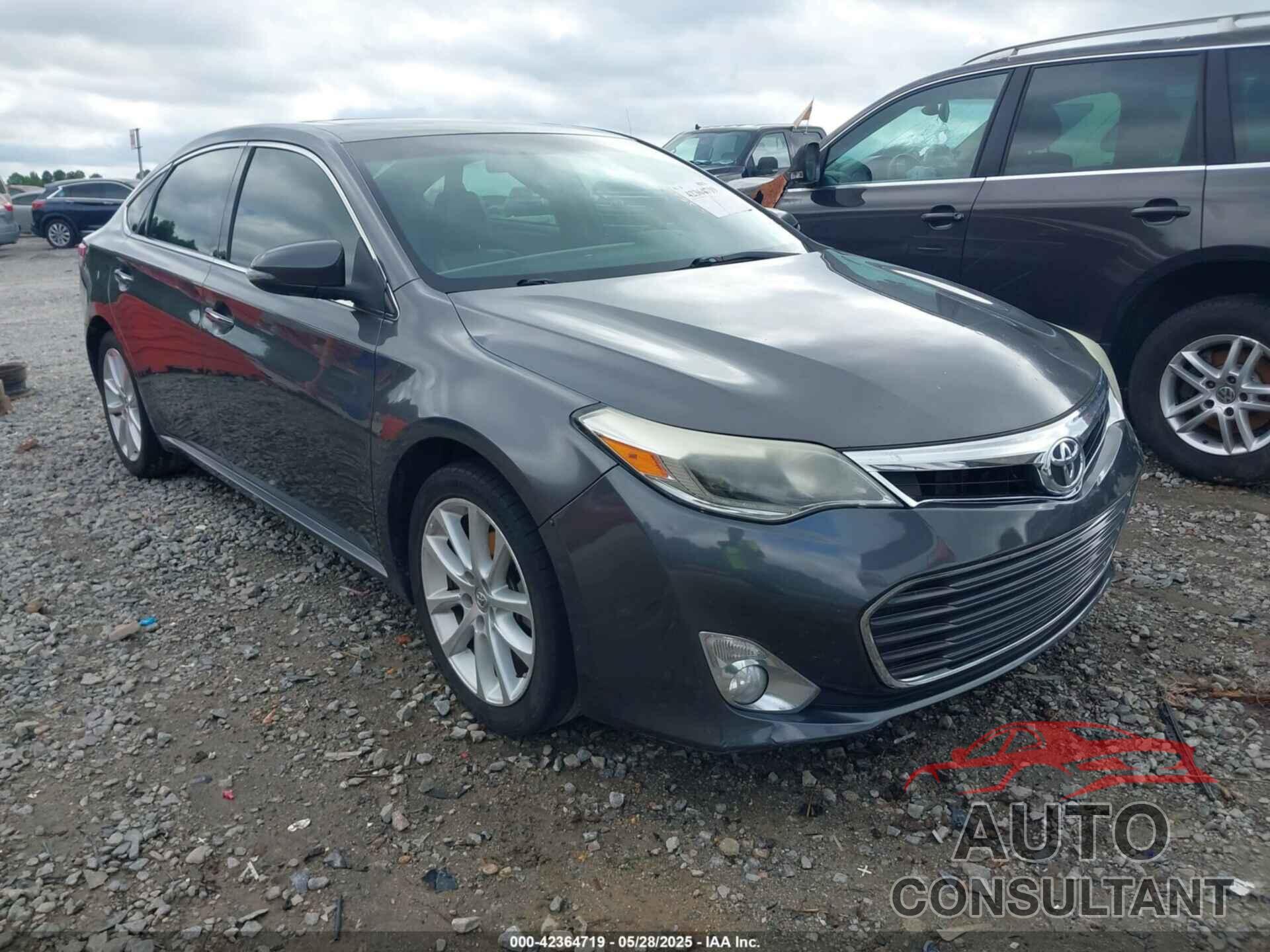 TOYOTA AVALON 2013 - 4T1BK1EB0DU073513