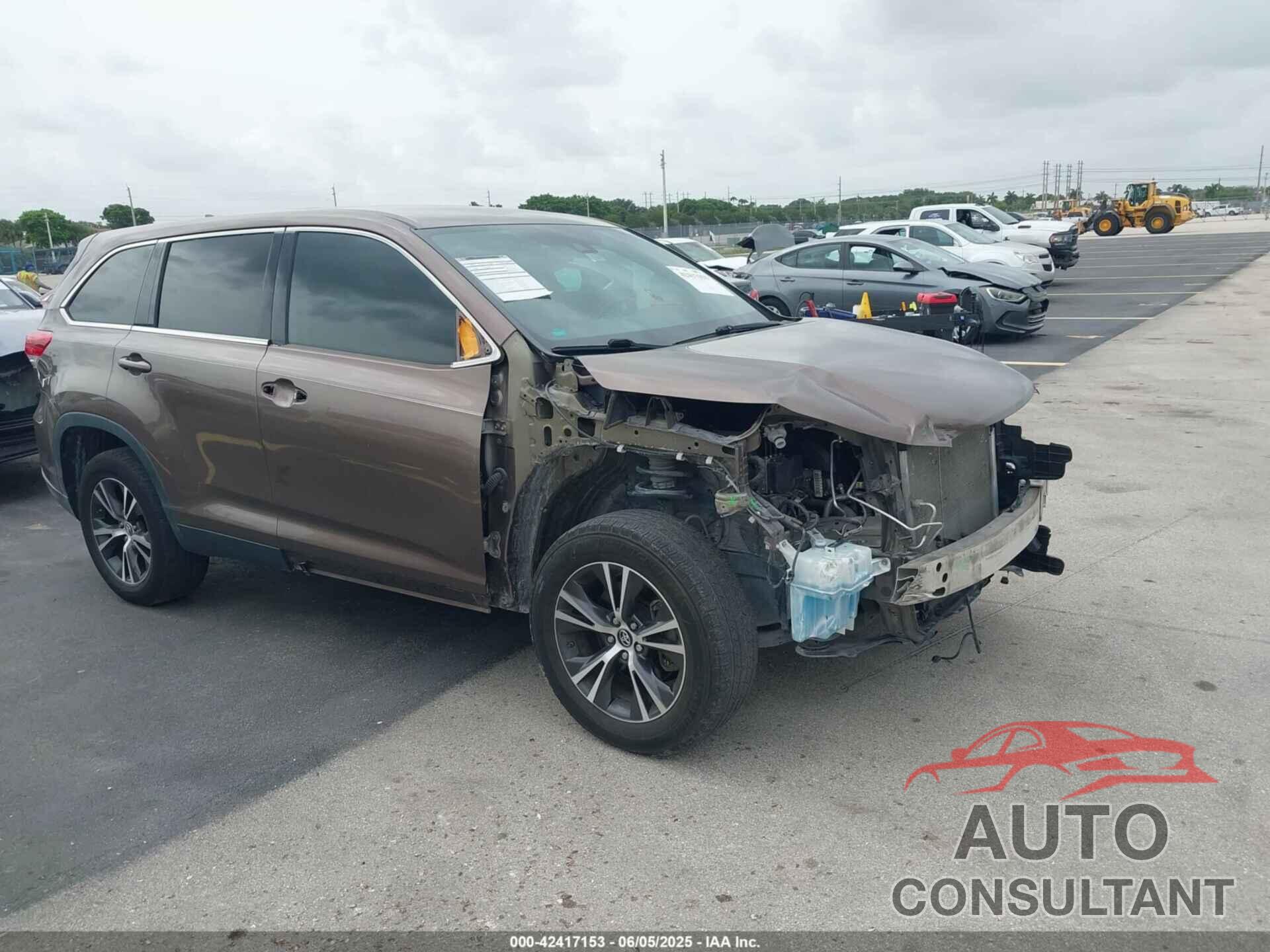 TOYOTA HIGHLANDER 2019 - 5TDZZRFH5KS349248