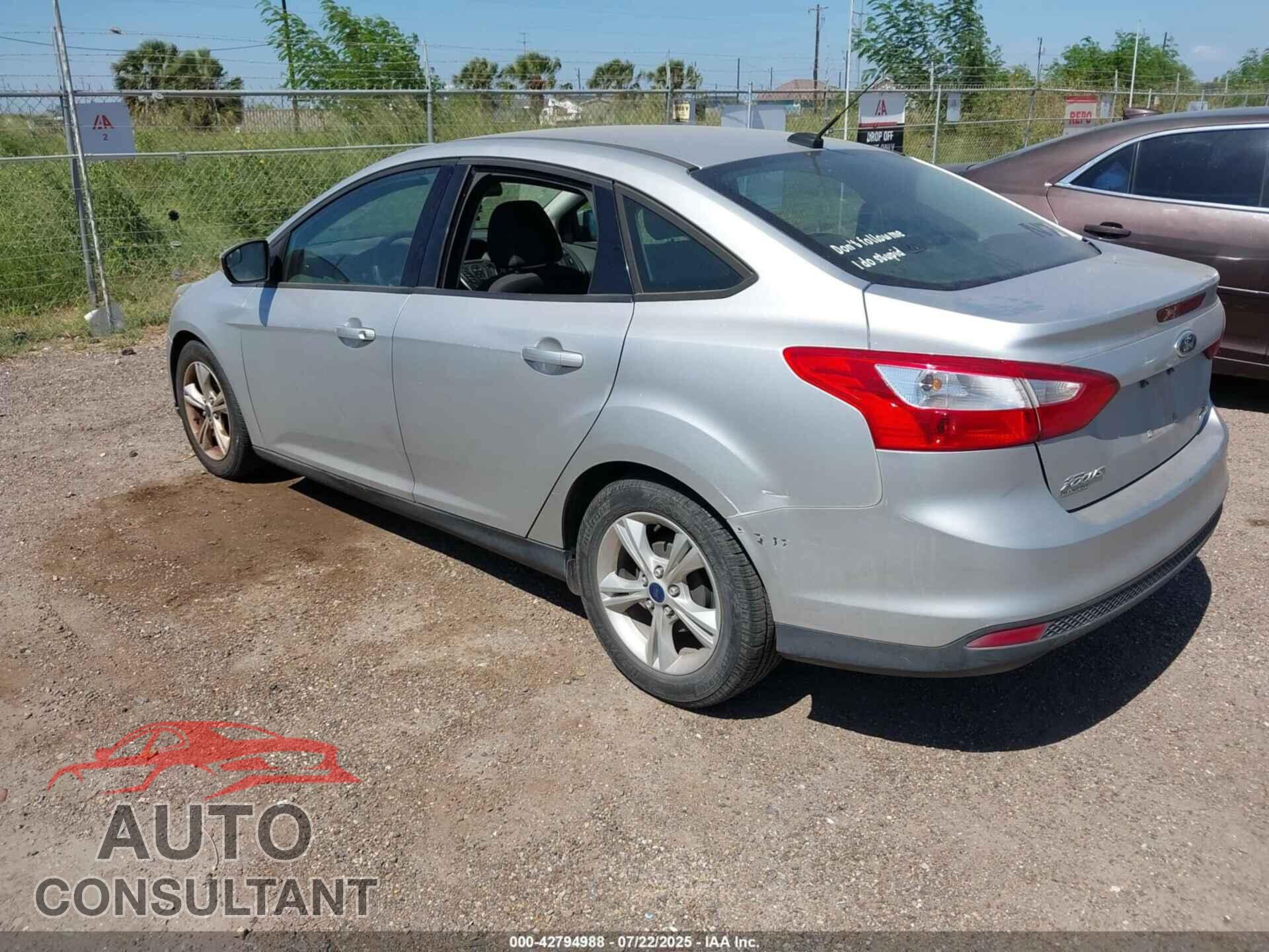 FORD FOCUS 2014 - 1FADP3F22EL441602