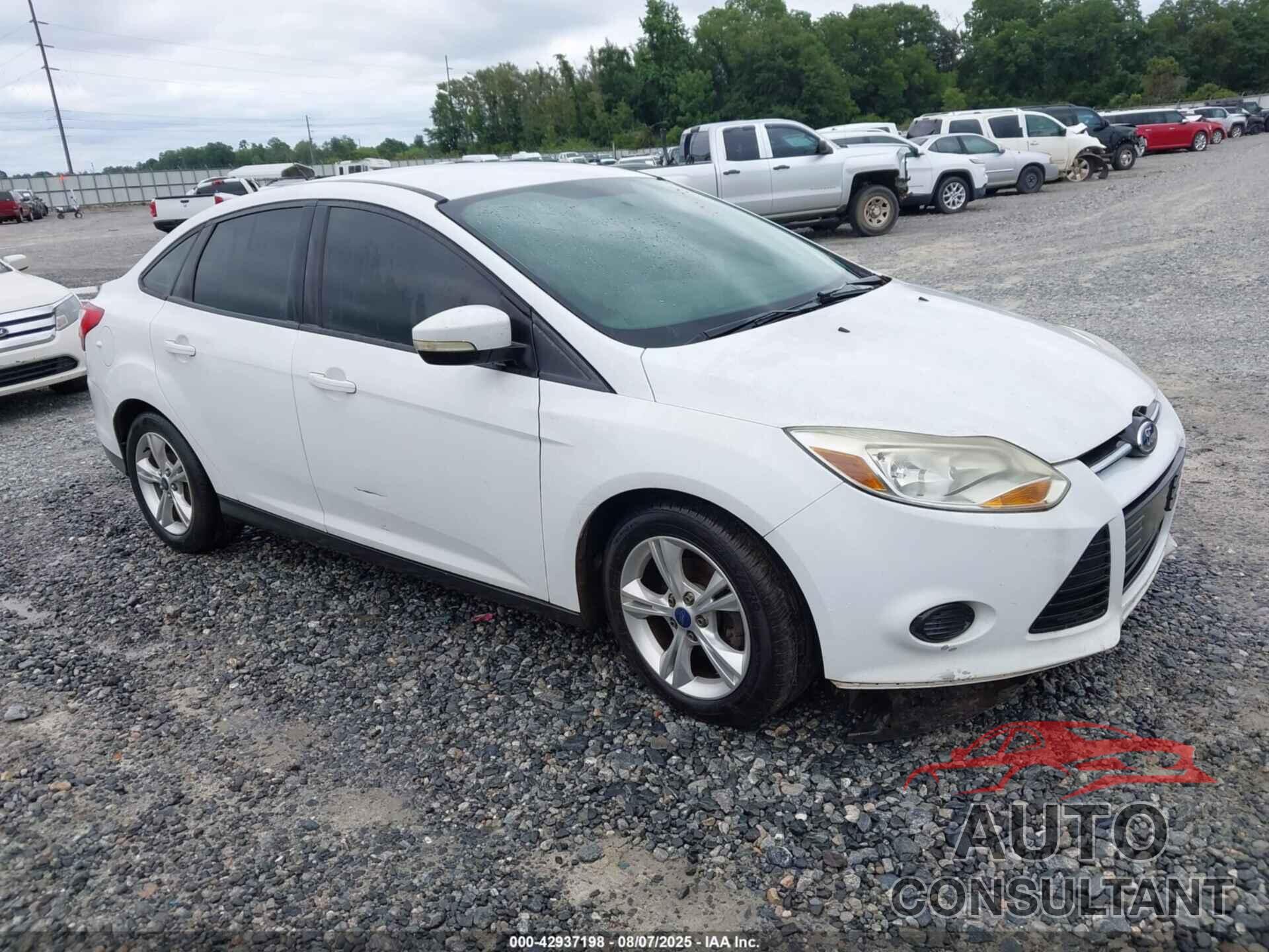 FORD FOCUS 2014 - 1FADP3F20EL301001