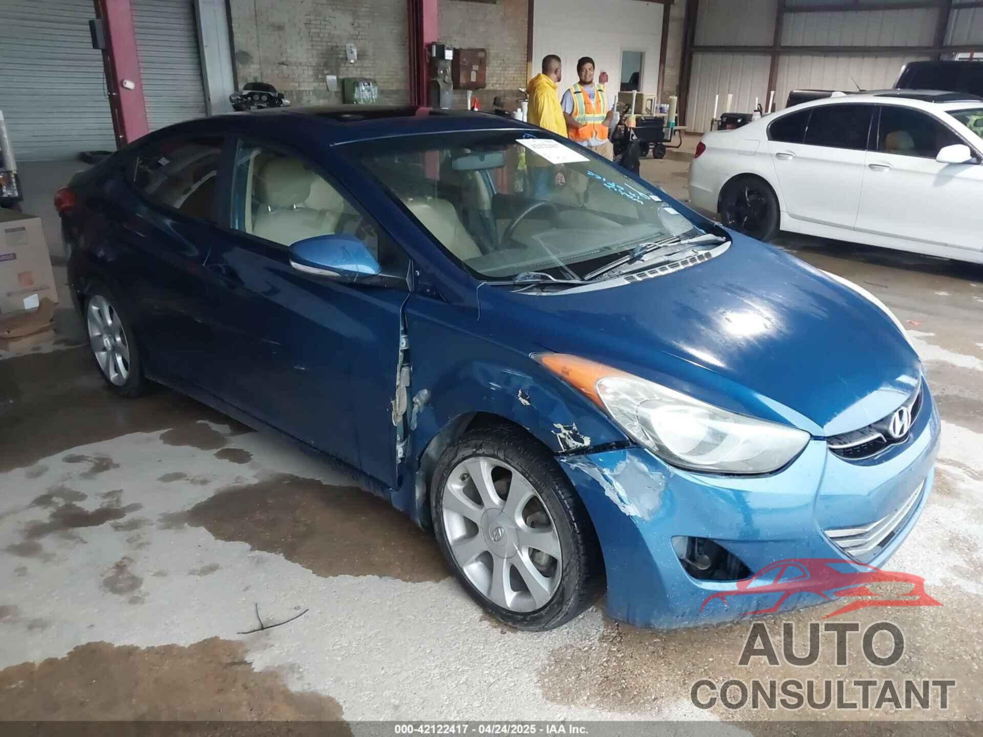 HYUNDAI ELANTRA 2013 - KMHDH4AE6DU978346