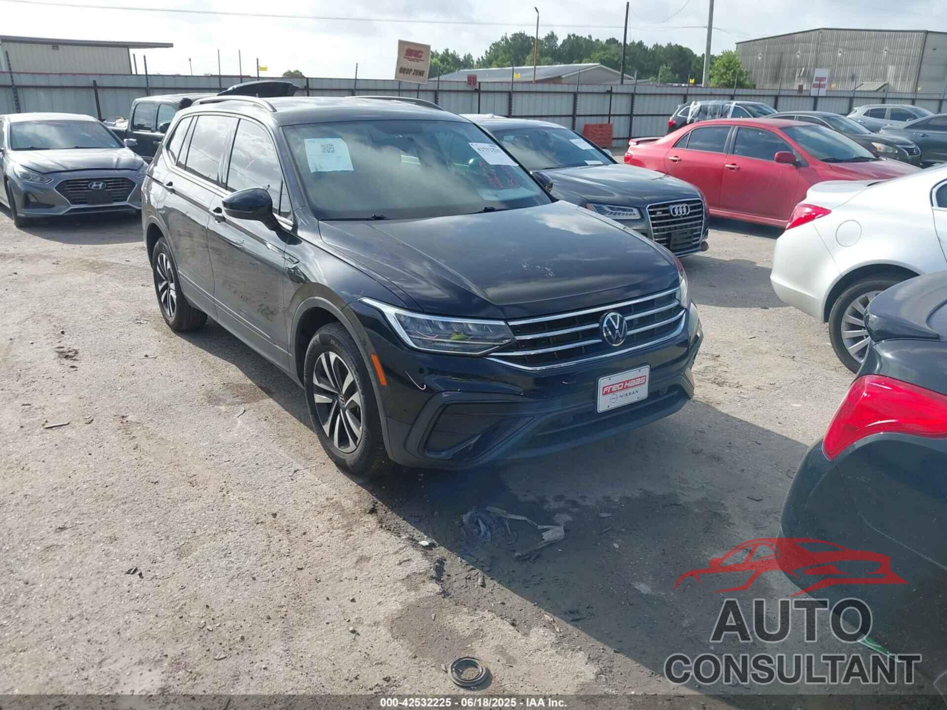 VOLKSWAGEN TIGUAN 2022 - 3VV1B7AX1NM111438