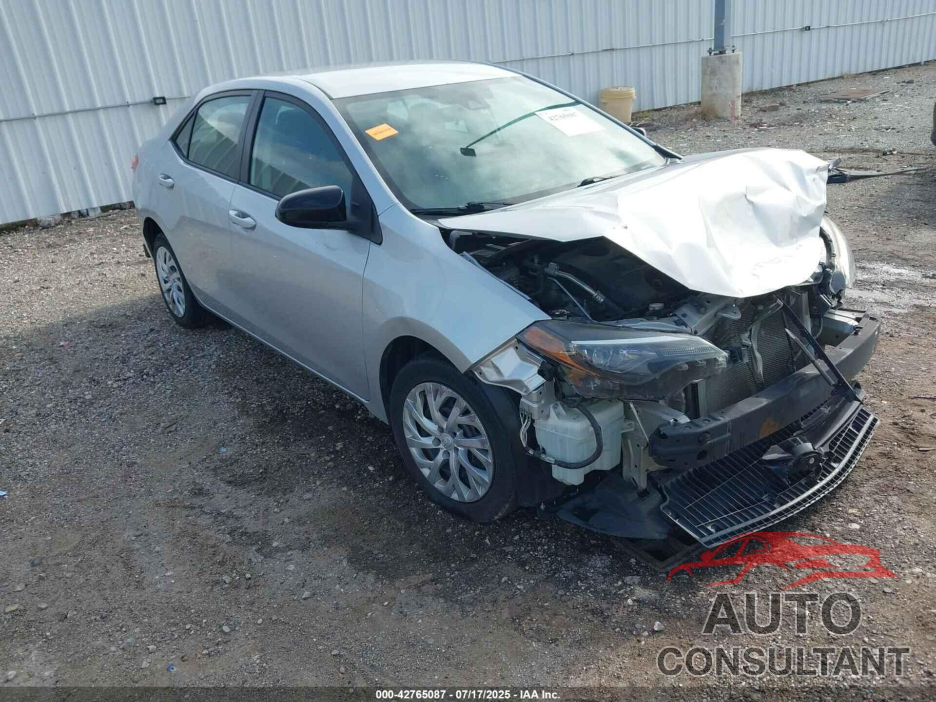 TOYOTA COROLLA 2018 - 5YFBURHE2JP755014