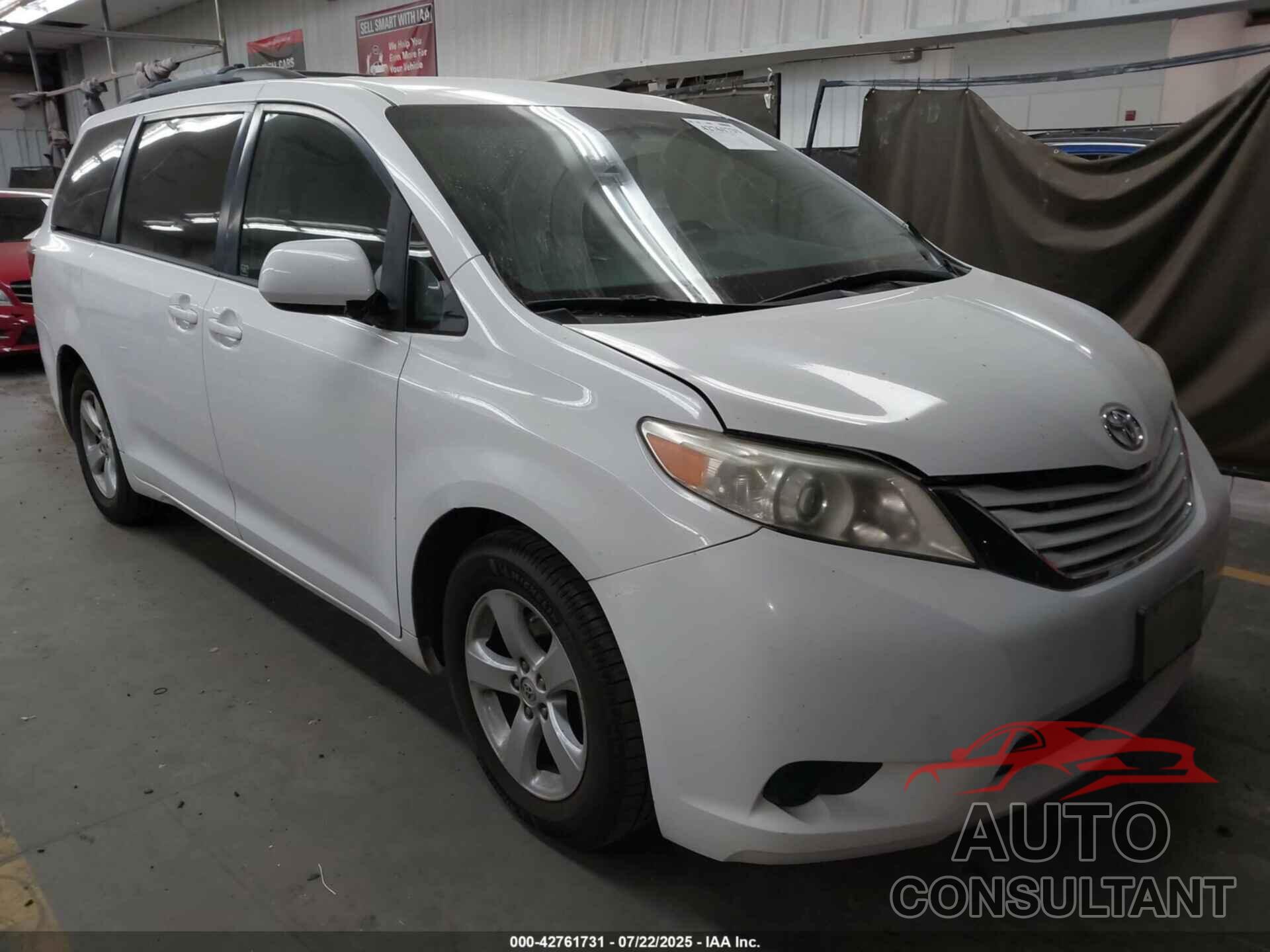 TOYOTA SIENNA 2016 - 5TDKK3DC4GS731630