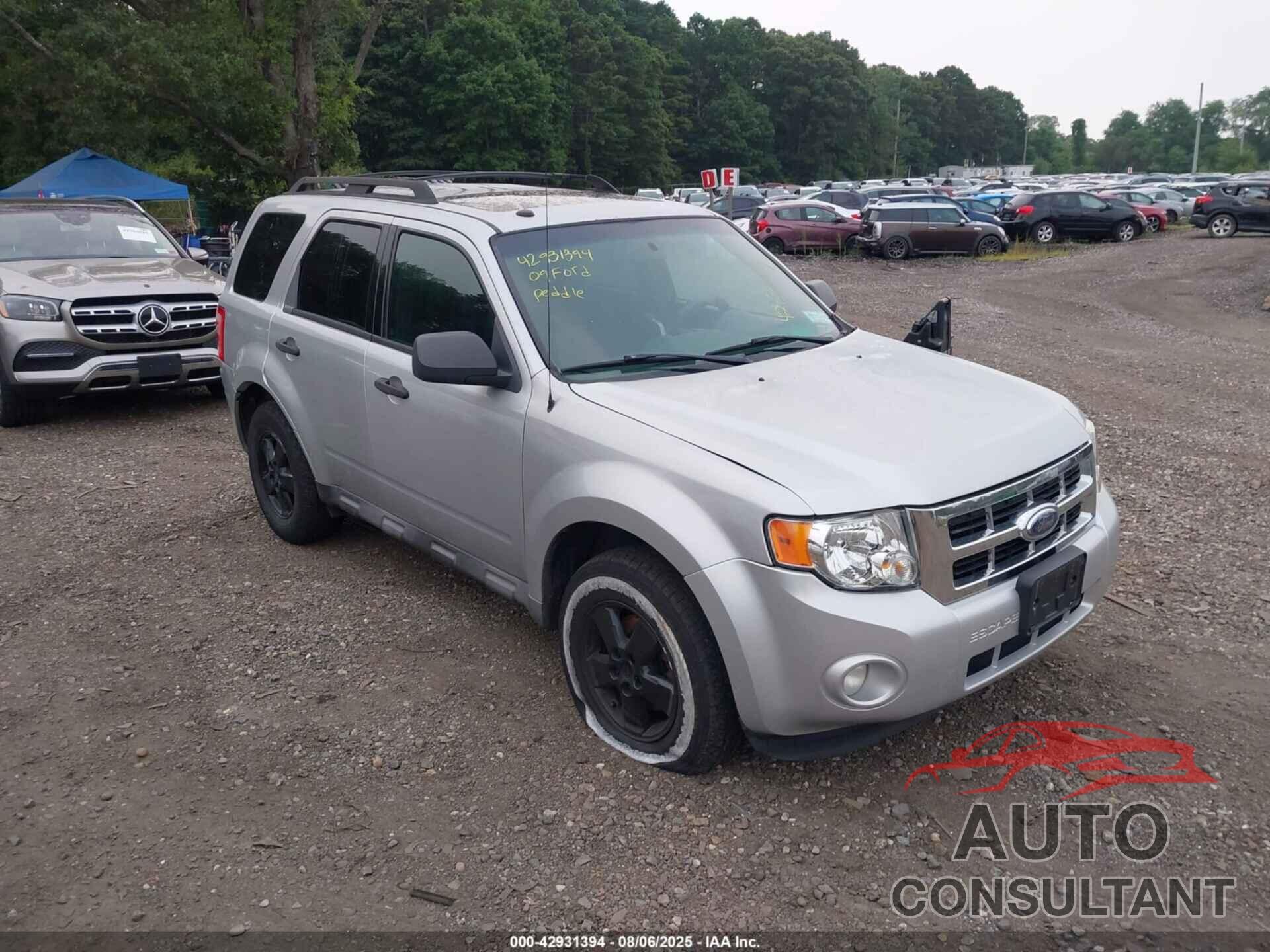 FORD ESCAPE 2009 - 1FMCU93G09KA89404