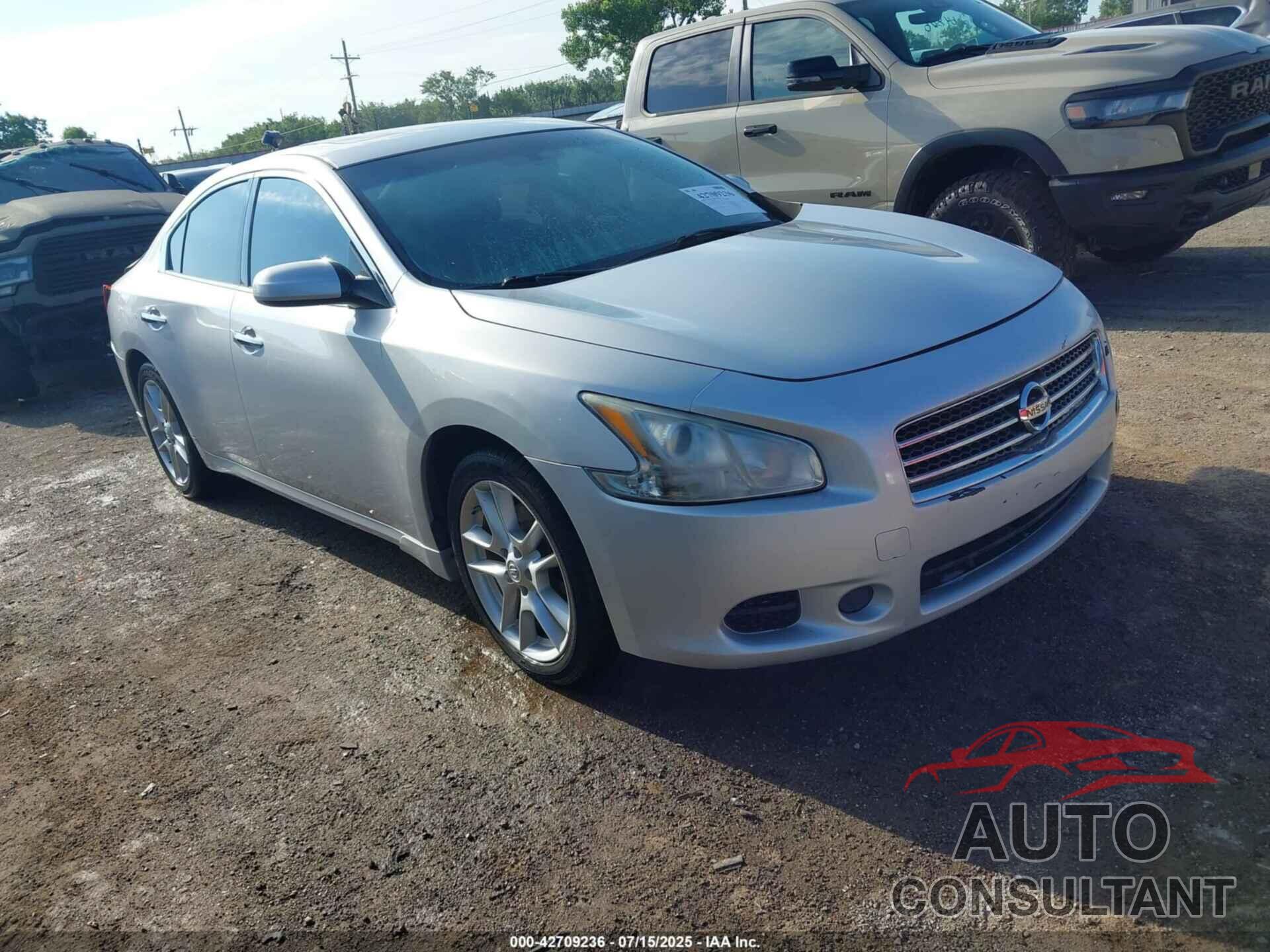 NISSAN MAXIMA 2011 - 1N4AA5AP2BC825605