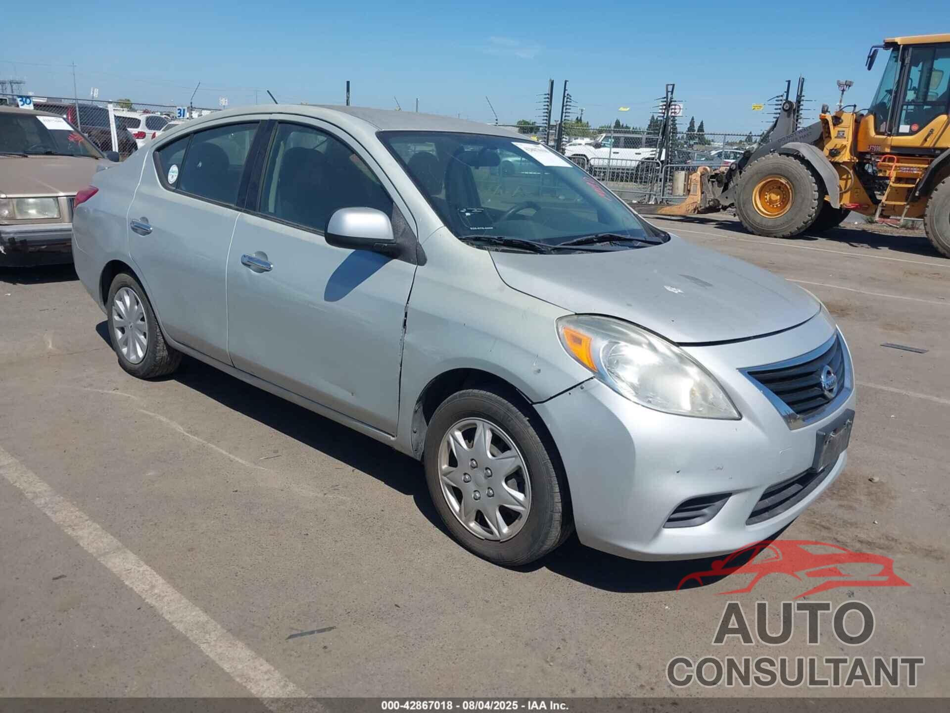 NISSAN VERSA 2014 - 3N1CN7AP8EK446595