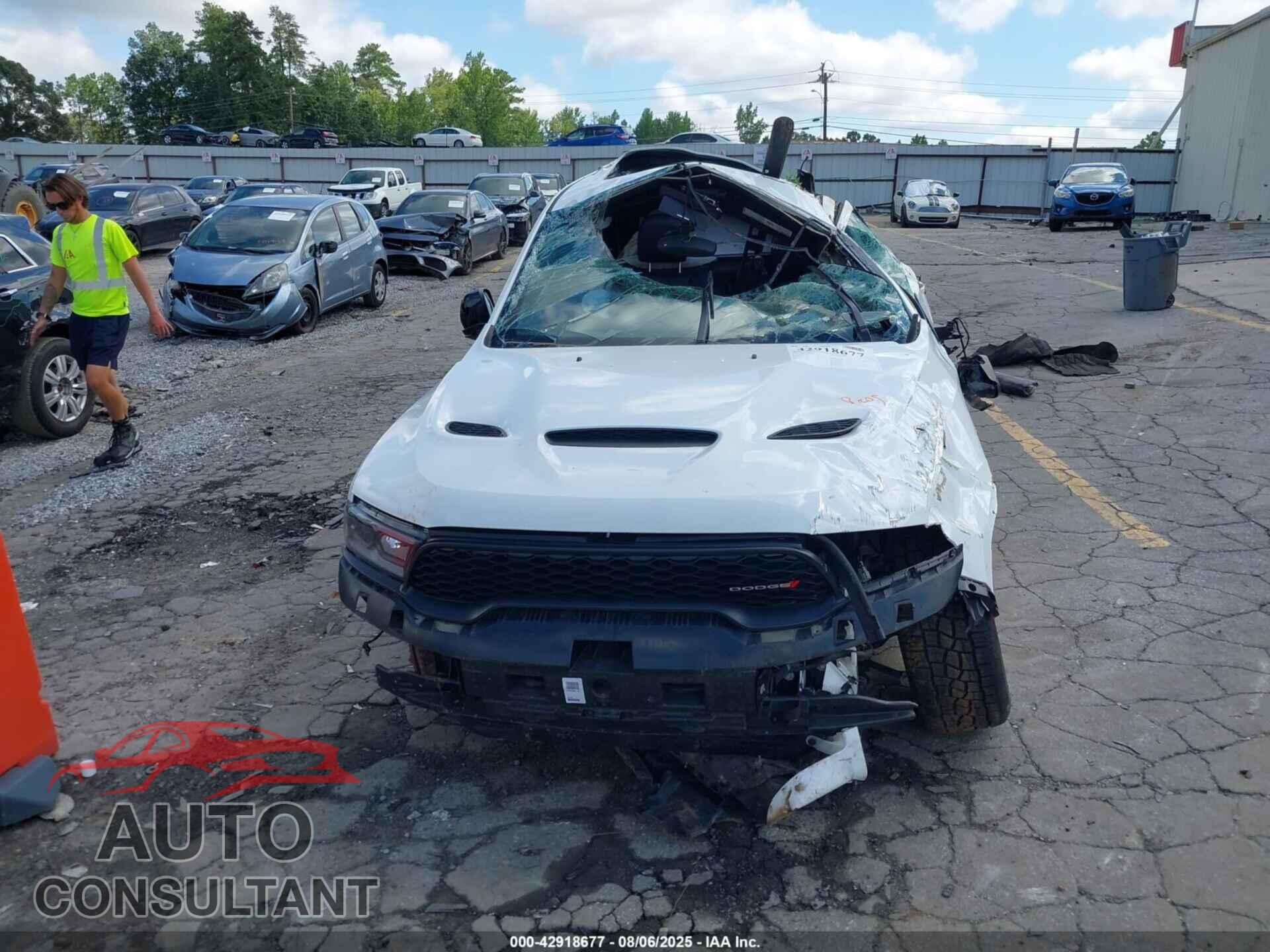 DODGE DURANGO 2023 - 1C4SDJCTXPC602776