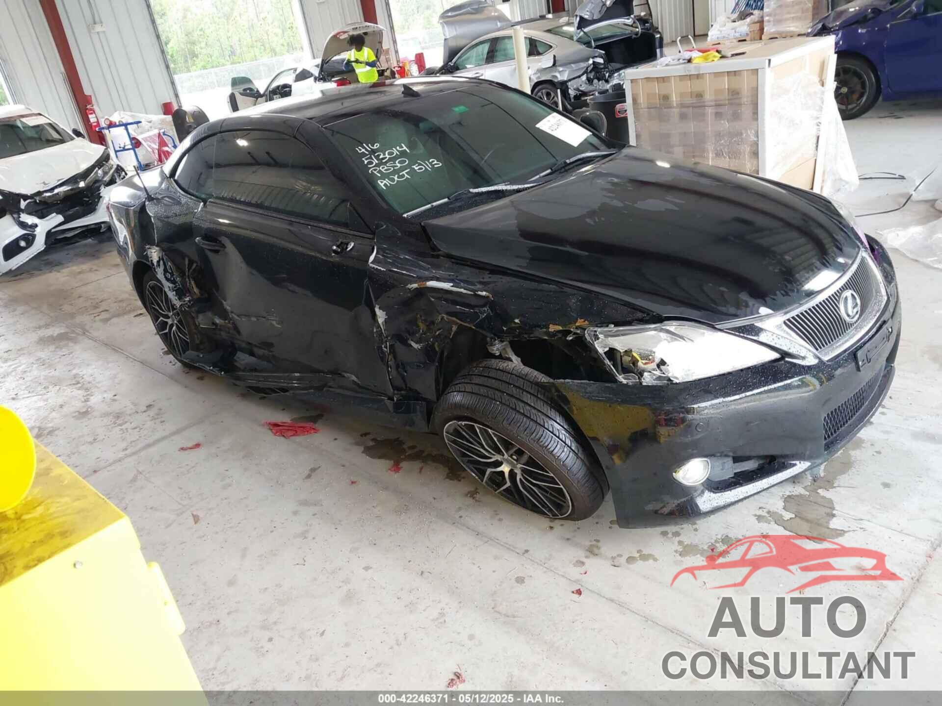 LEXUS IS 250C 2010 - JTHFF2C22A2513014