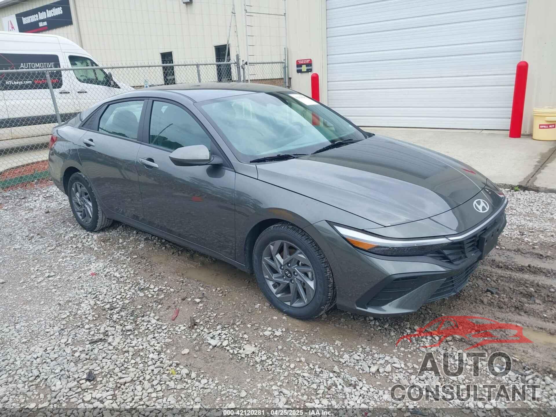 HYUNDAI ELANTRA 2024 - KMHLM4DG0RU664770