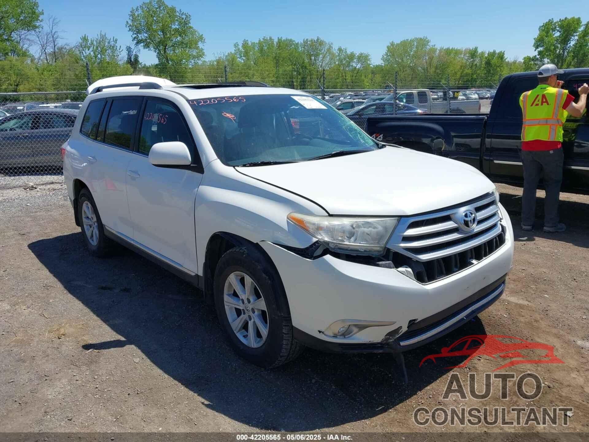 TOYOTA HIGHLANDER 2011 - 5TDBK3EH7BS086670