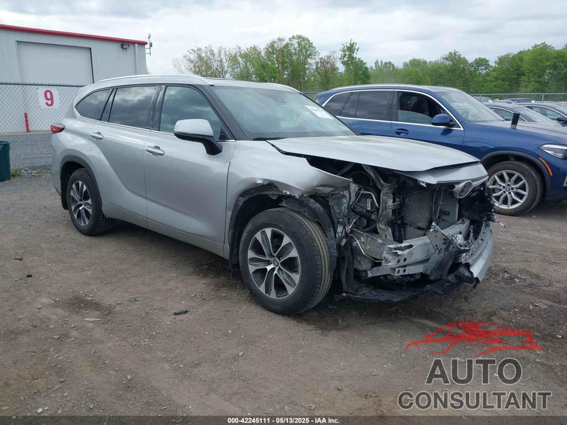 TOYOTA HIGHLANDER 2021 - 5TDGZRBH2MS106593