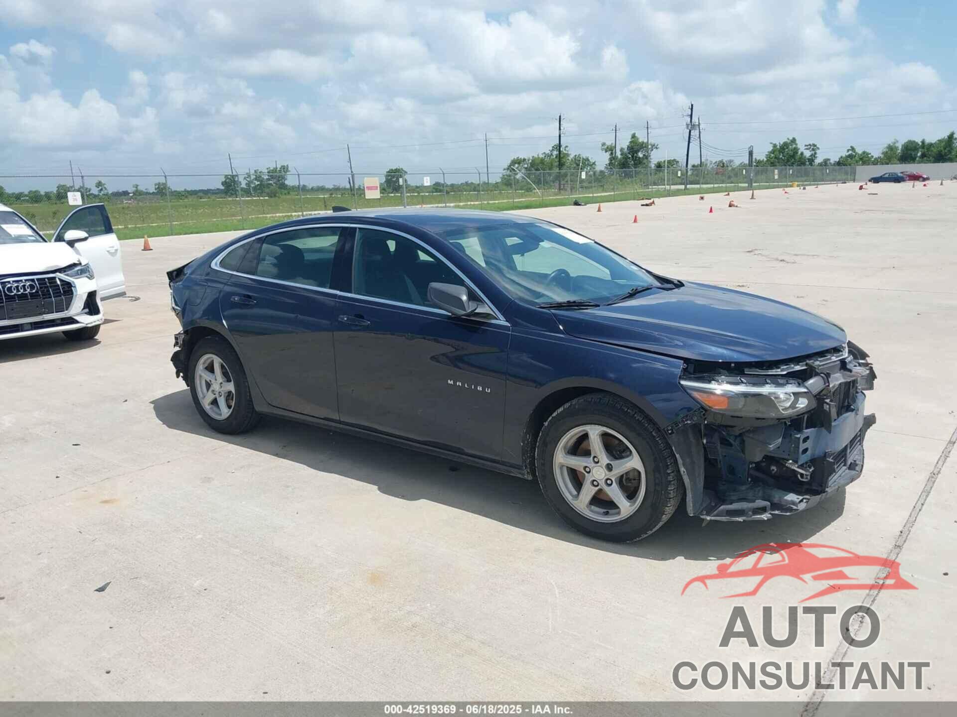 CHEVROLET MALIBU 2018 - 1G1ZB5ST6JF149011