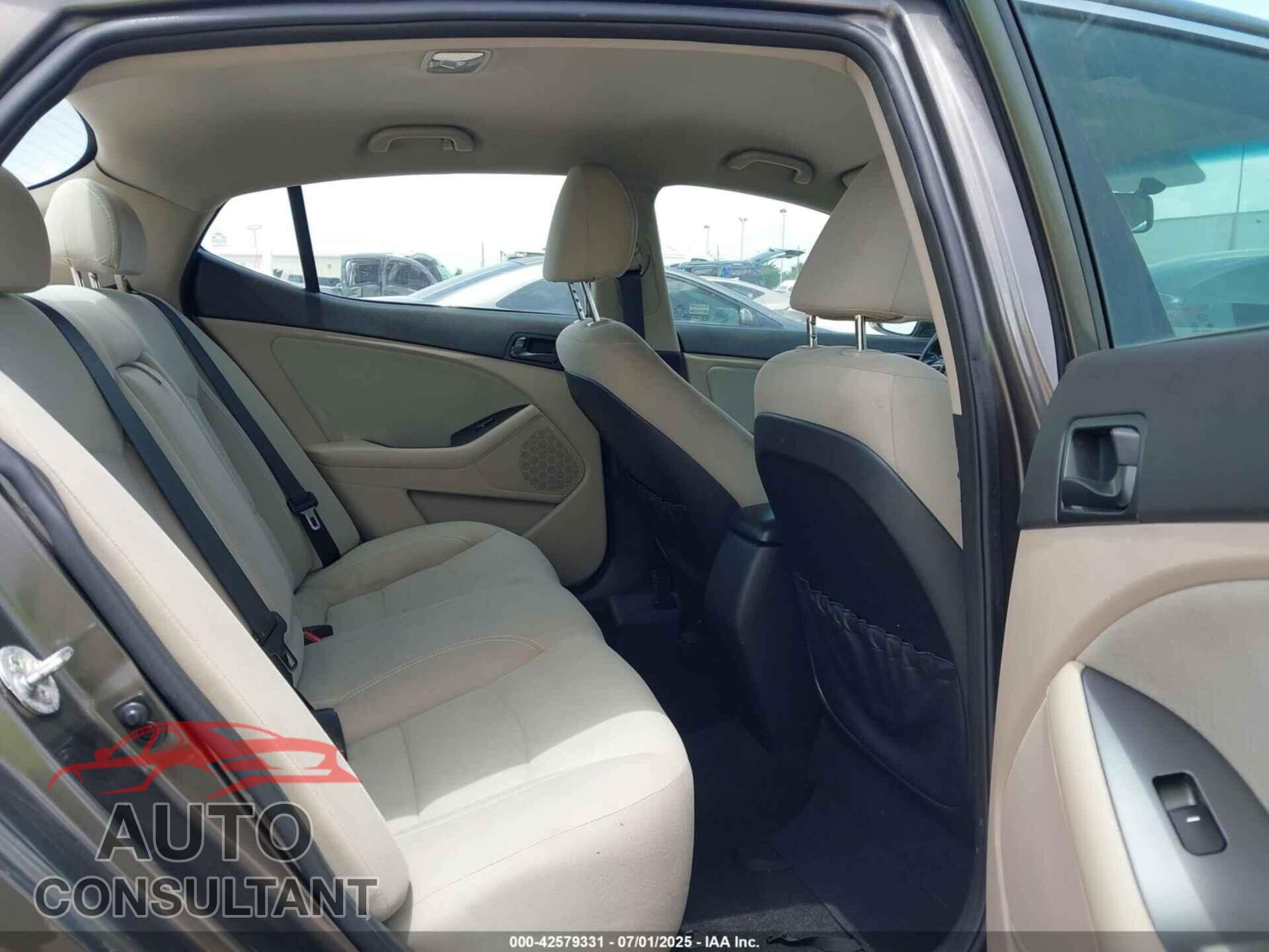 KIA OPTIMA 2015 - 5XXGM4A72FG371237