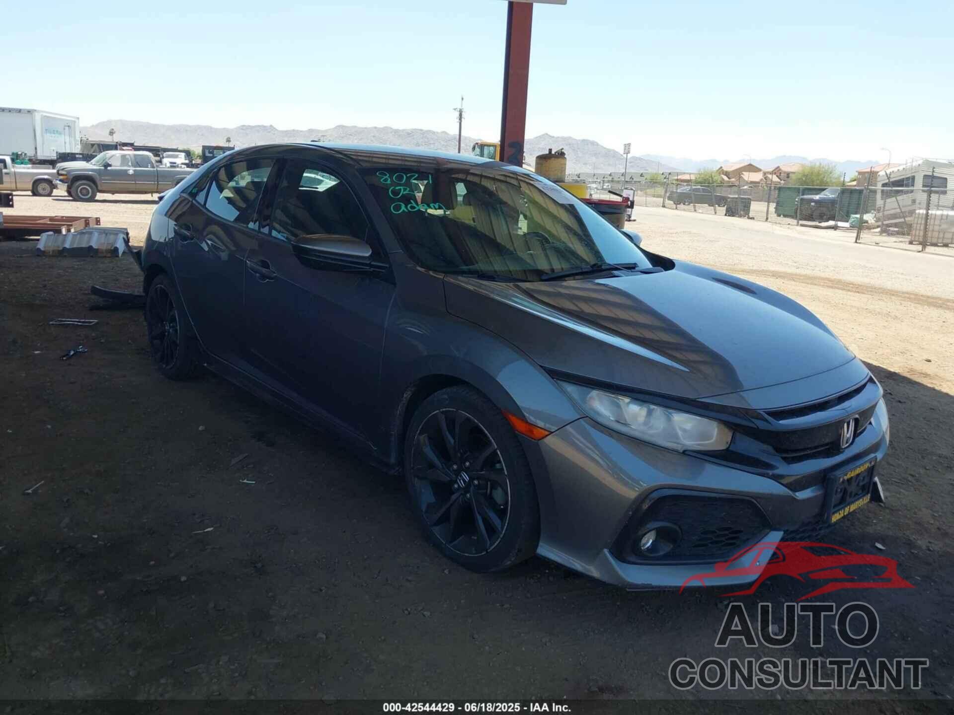 HONDA CIVIC 2017 - SHHFK7H40HU408594