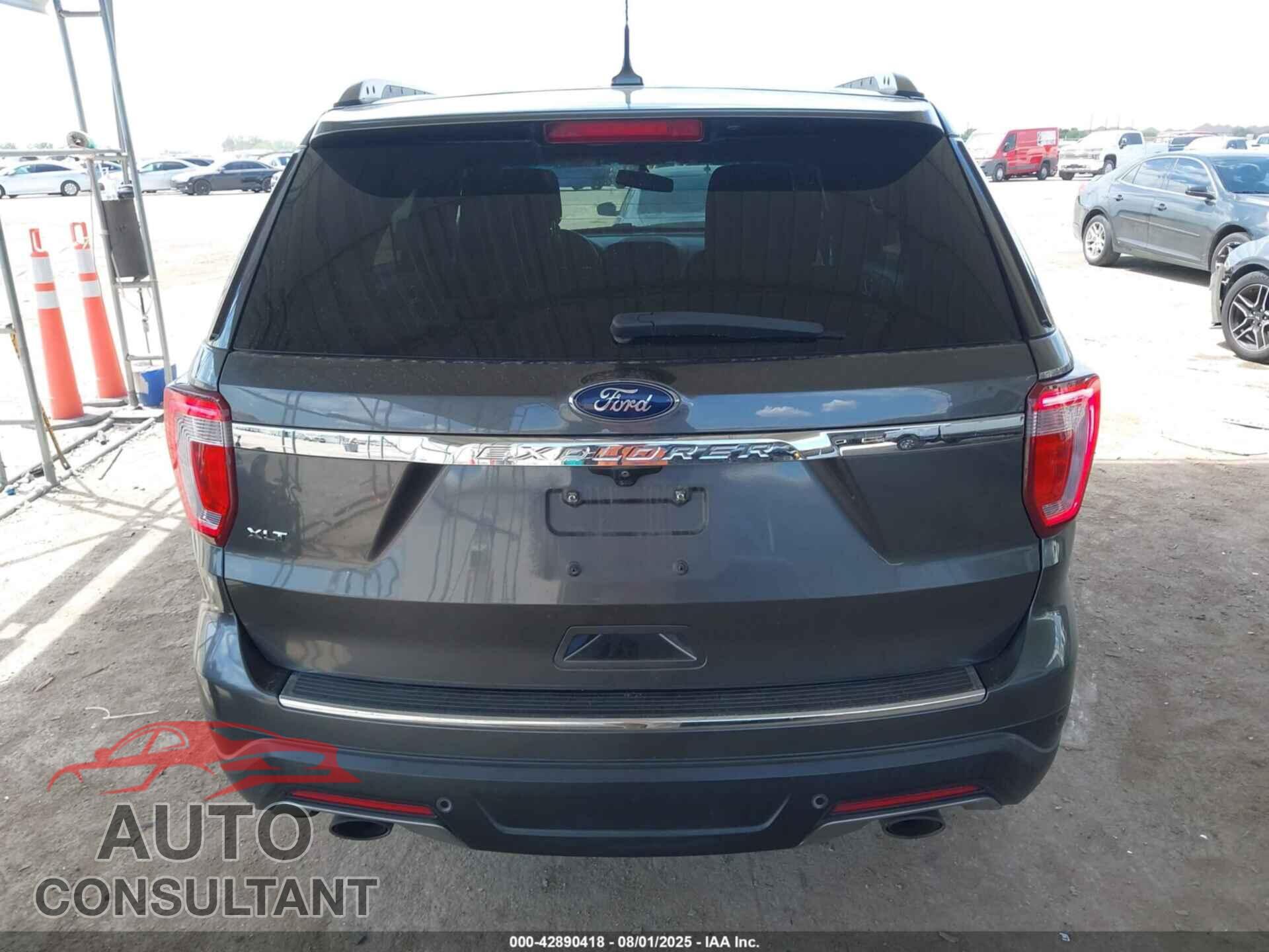 FORD EXPLORER 2018 - 1FM5K7D85JGB97177