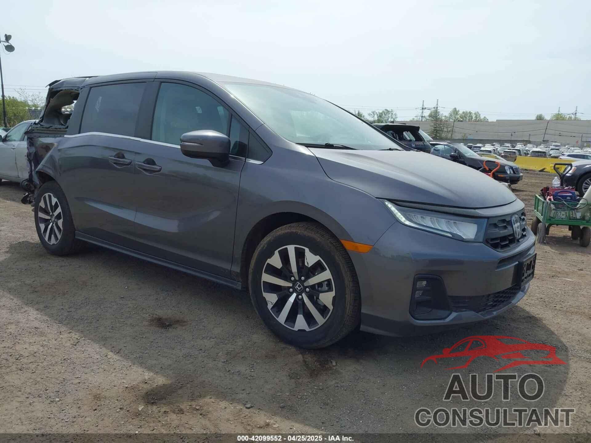 HONDA ODYSSEY 2025 - 5FNRL6H68SB025274