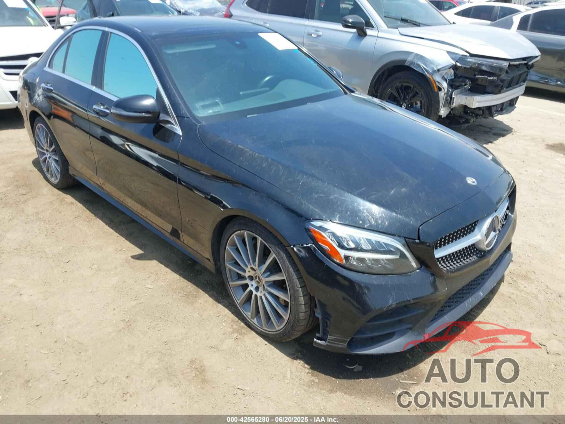 MERCEDES-BENZ C 300 2019 - 55SWF8DB4KU313137