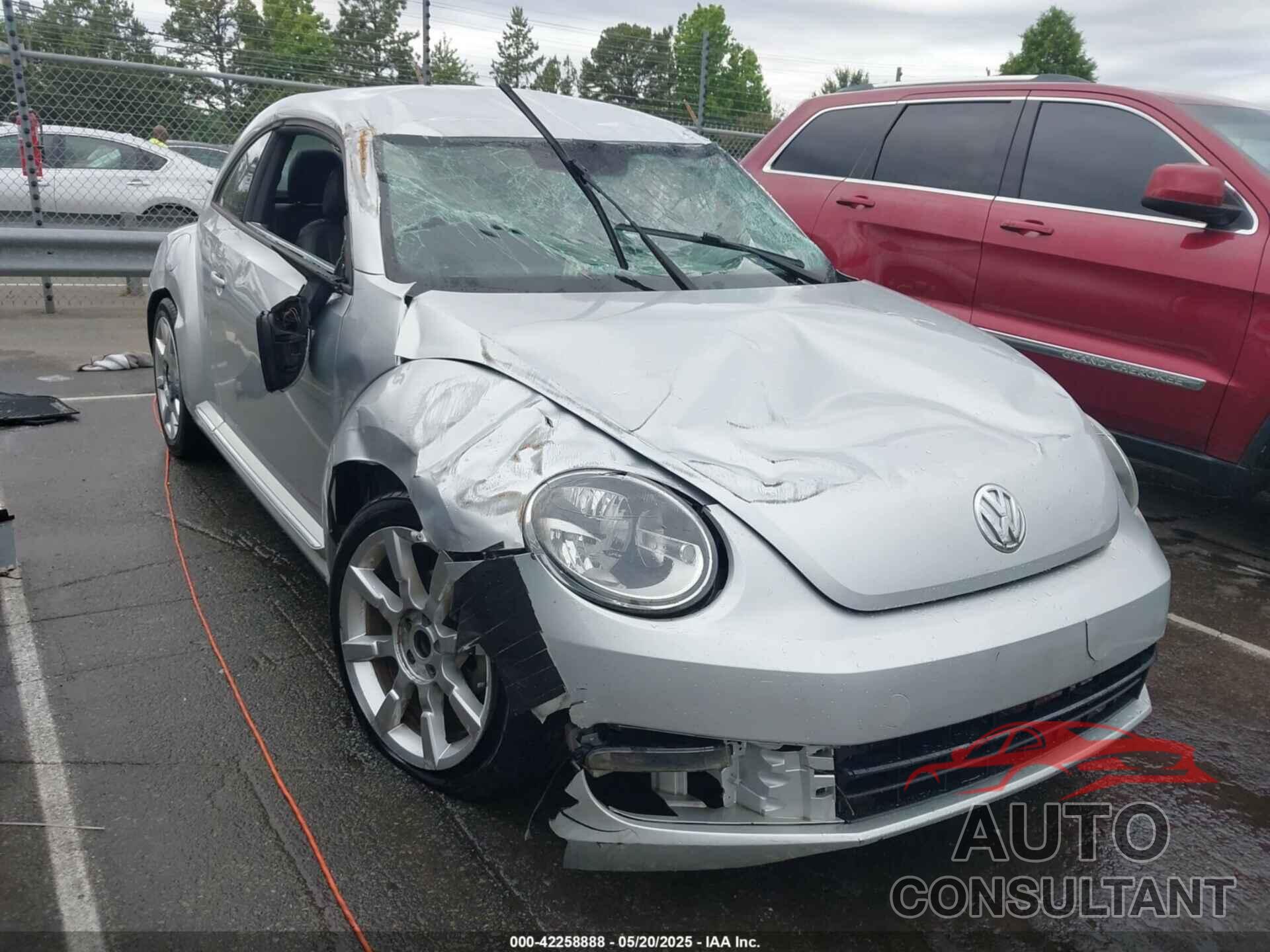 VOLKSWAGEN BEETLE 2012 - 3VWJP7AT5CM603672