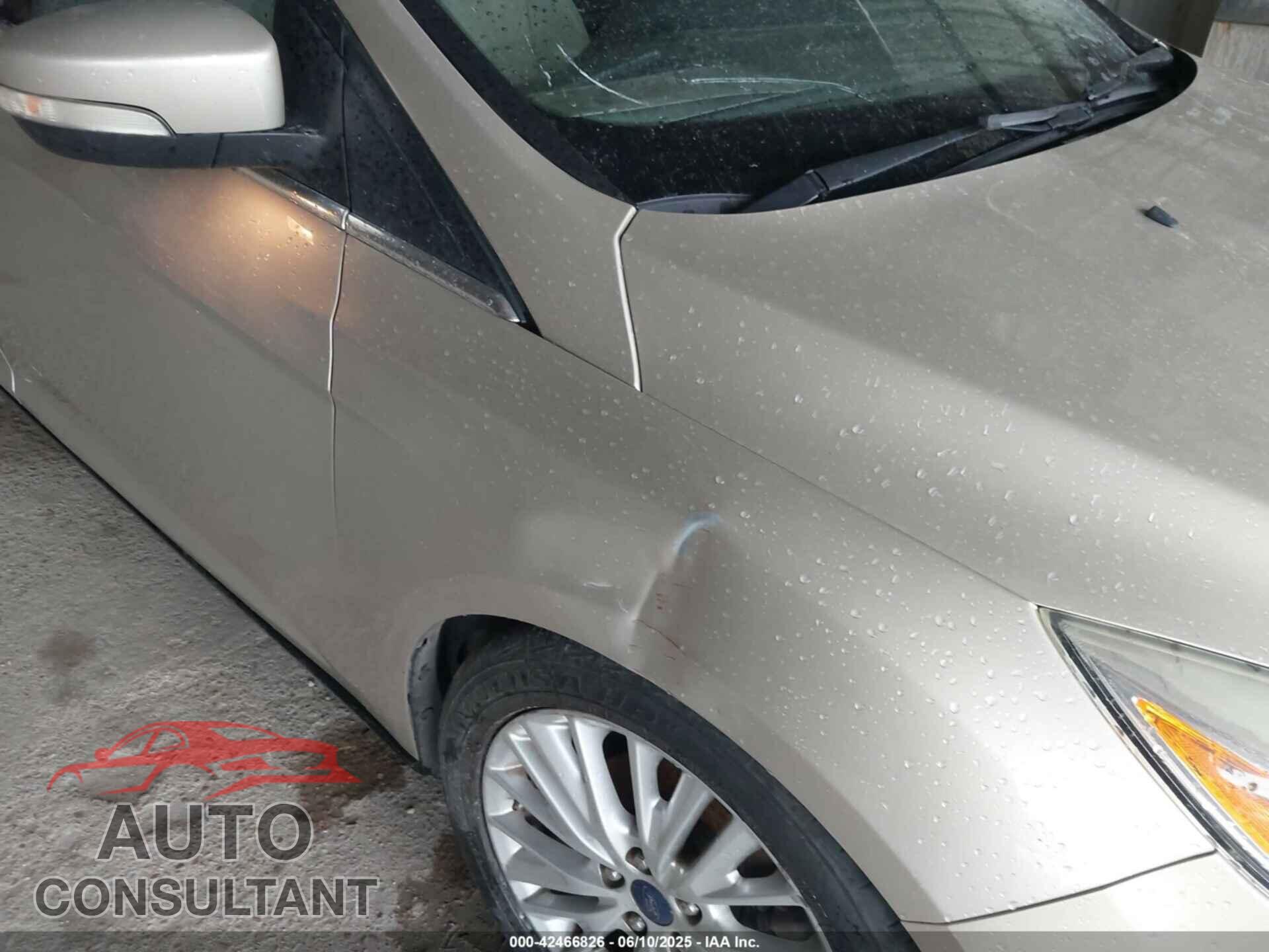 FORD FOCUS 2017 - 1FADP3J26HL279839