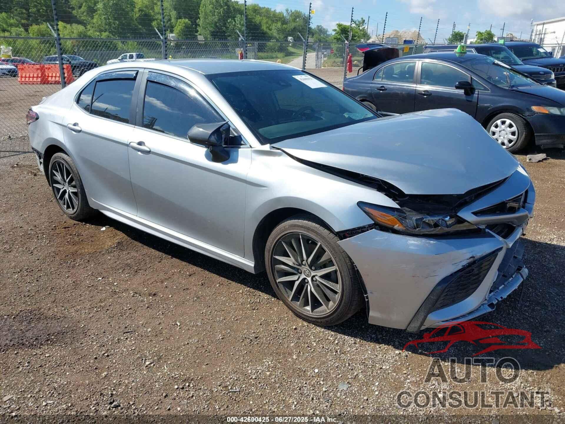 TOYOTA CAMRY 2024 - 4T1G11AK8RU191640