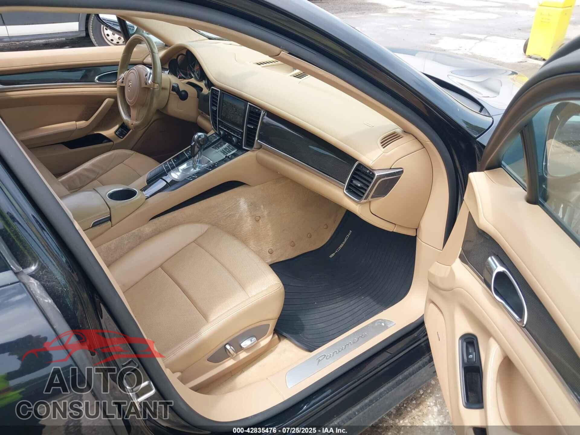 PORSCHE PANAMERA 2011 - WP0AA2A70BL010697