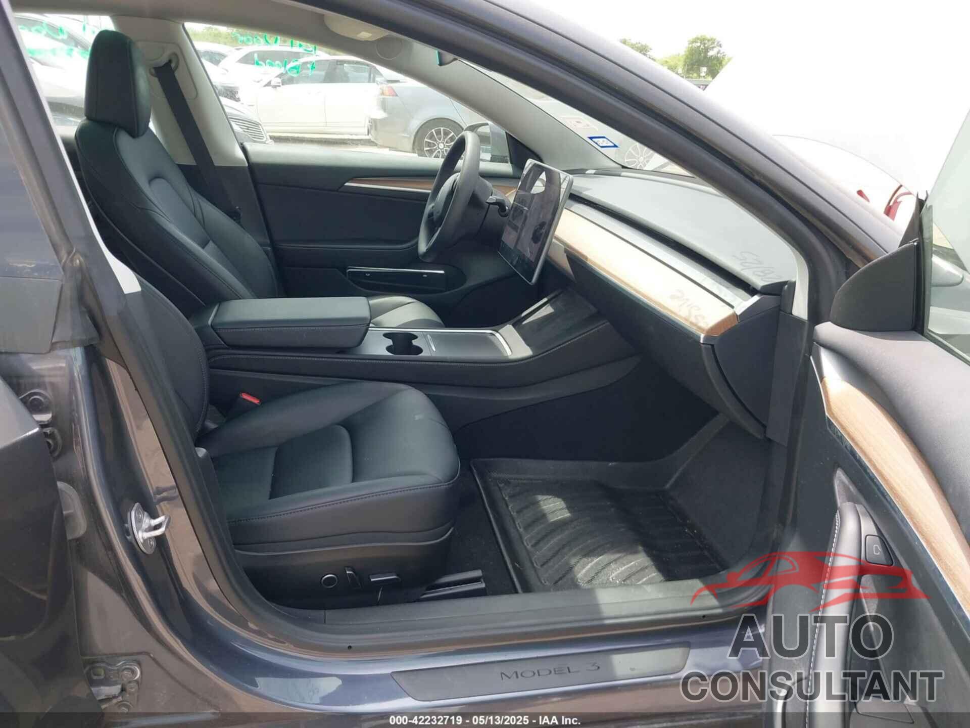 TESLA MODEL 3 2023 - 5YJ3E1EA5PF565071