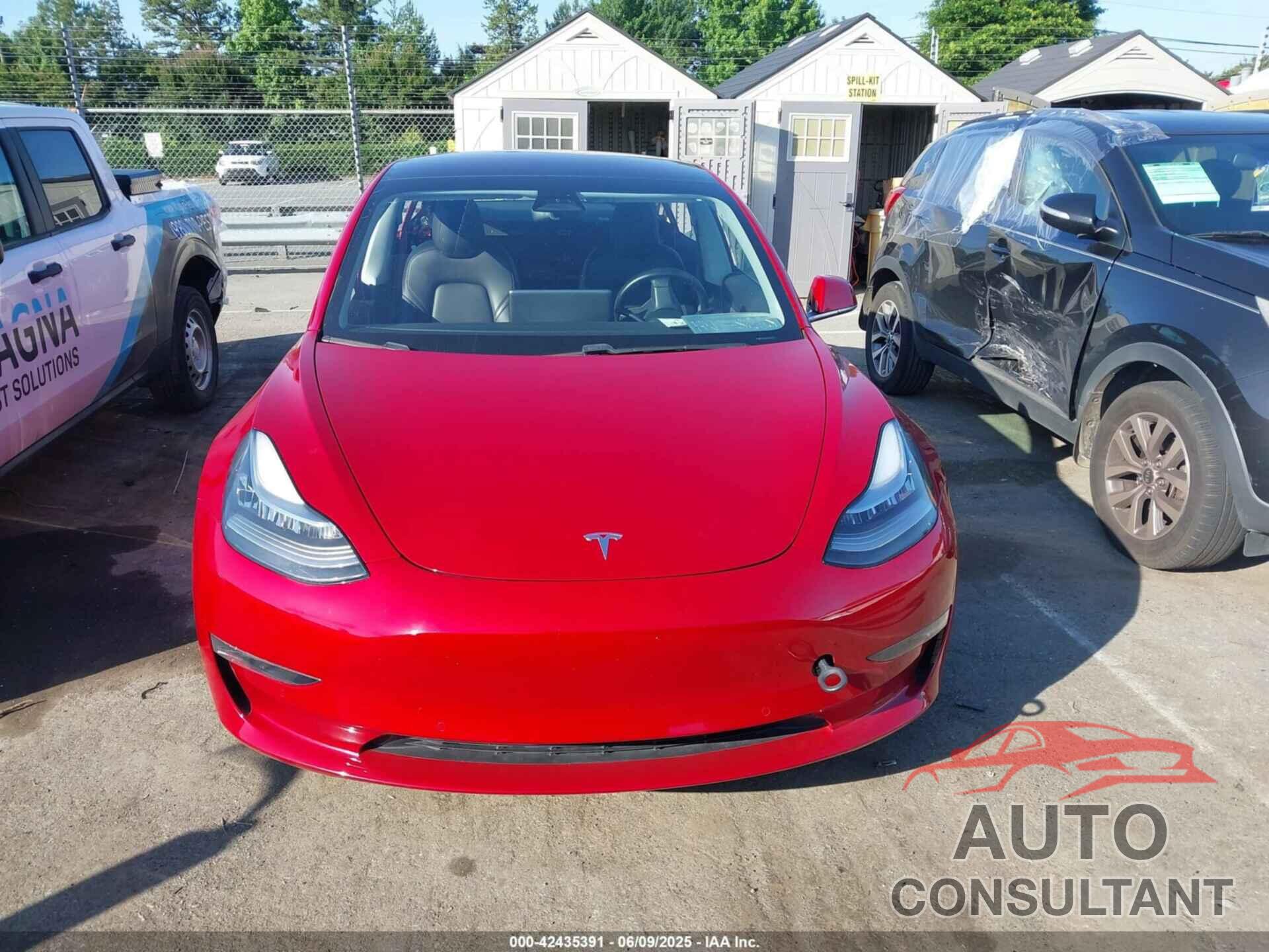 TESLA MODEL 3 2018 - 5YJ3E1EA5JF037831
