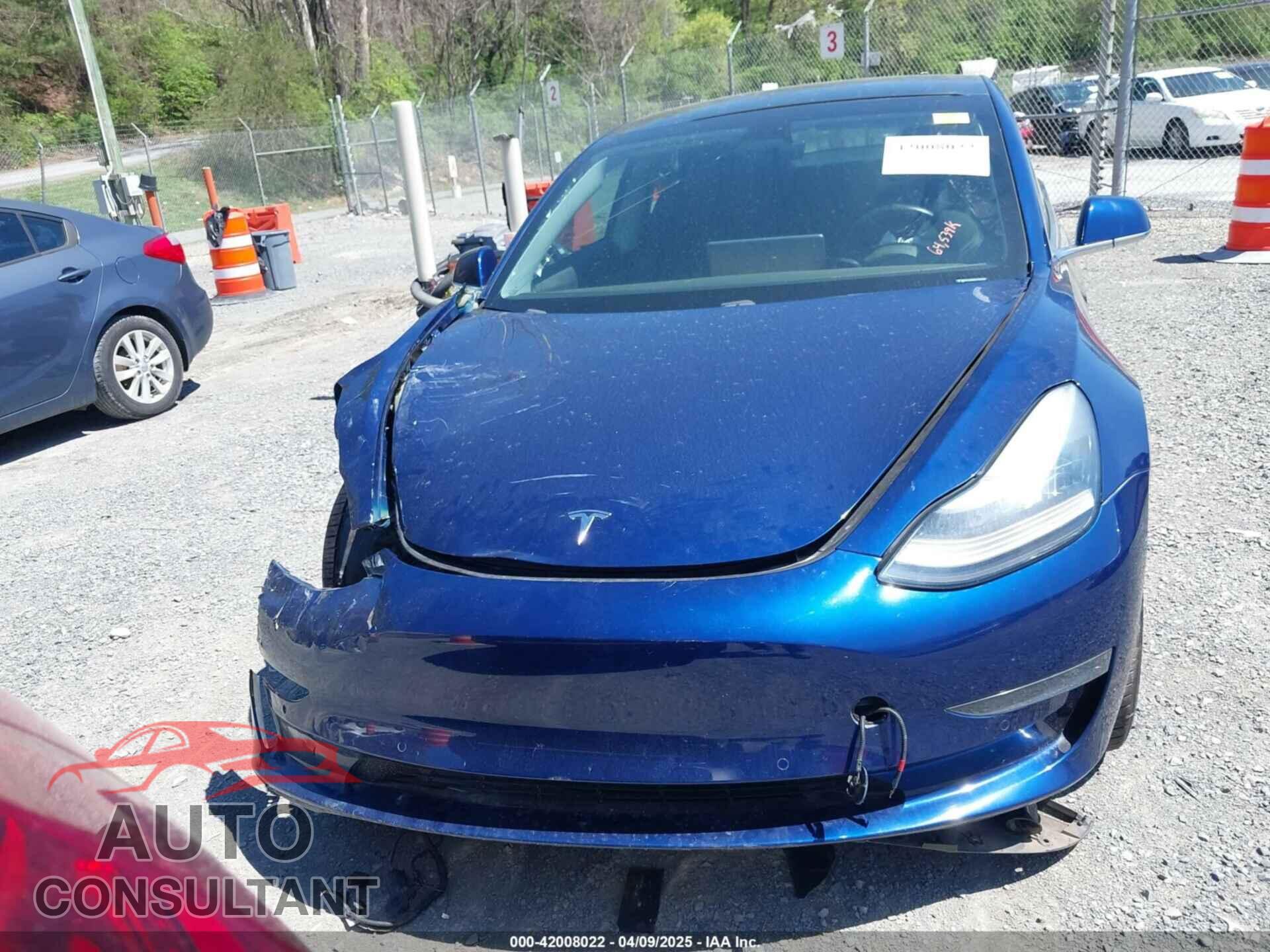 TESLA MODEL 3 2019 - 5YJ3E1EA5KF400906