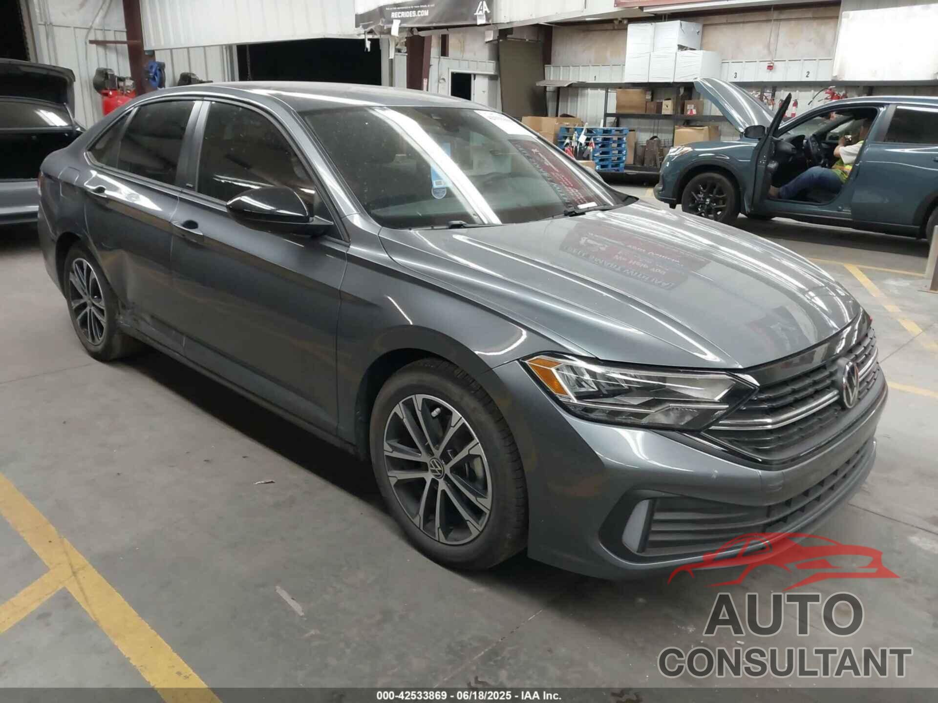 VOLKSWAGEN JETTA 2024 - 3VWBM7BU0RM083944