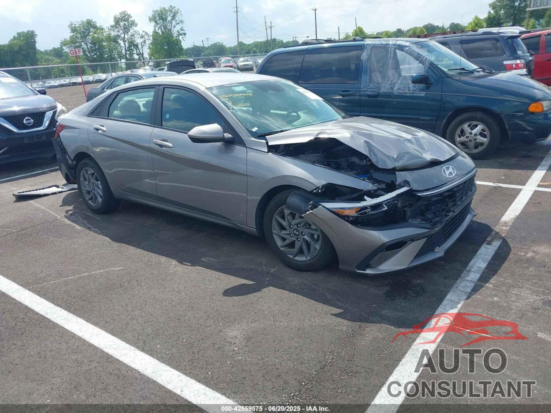 HYUNDAI ELANTRA 2024 - KMHLM4DG4RU661502