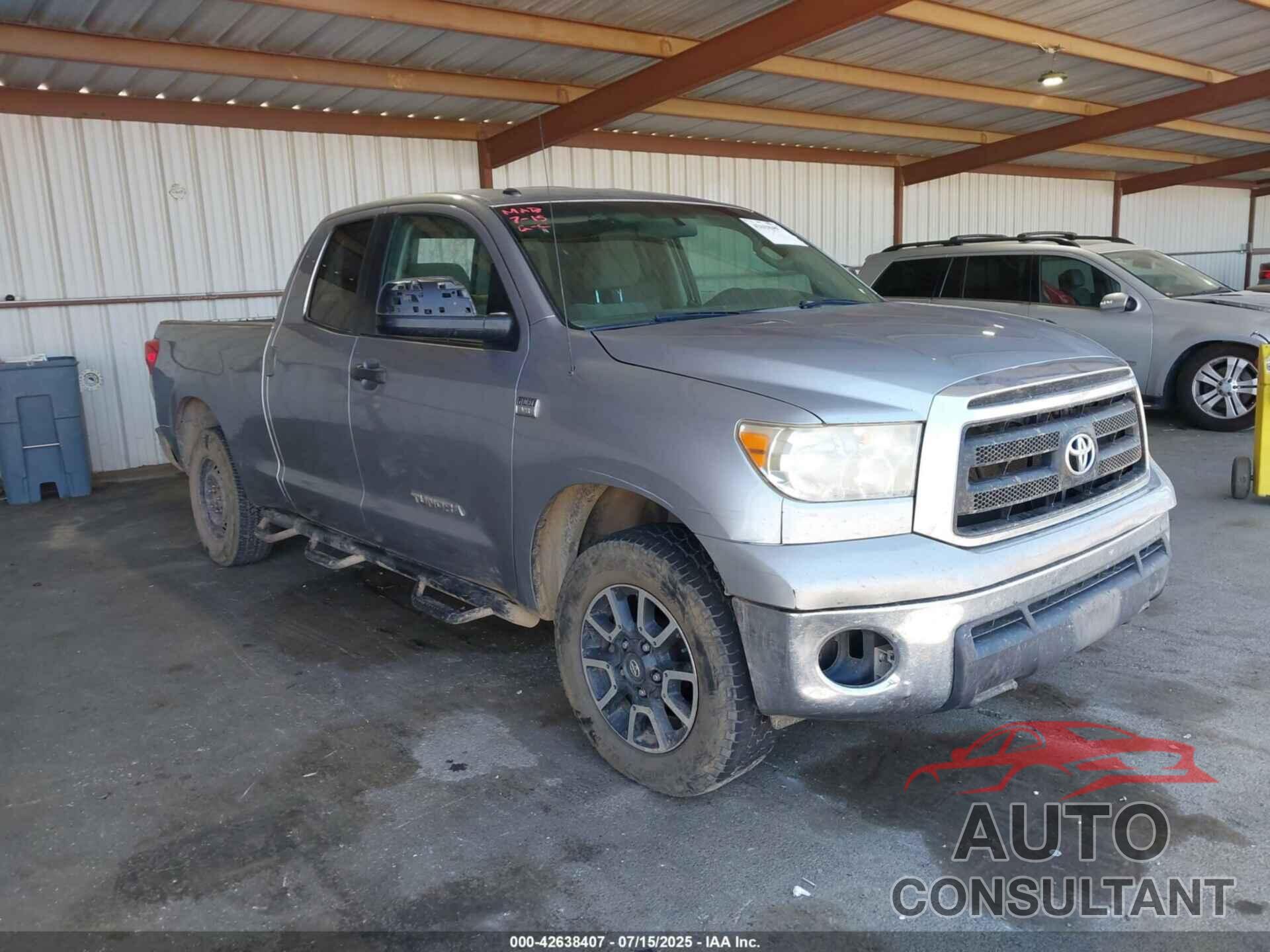 TOYOTA TUNDRA 2010 - 5TFRM5F11AX004768