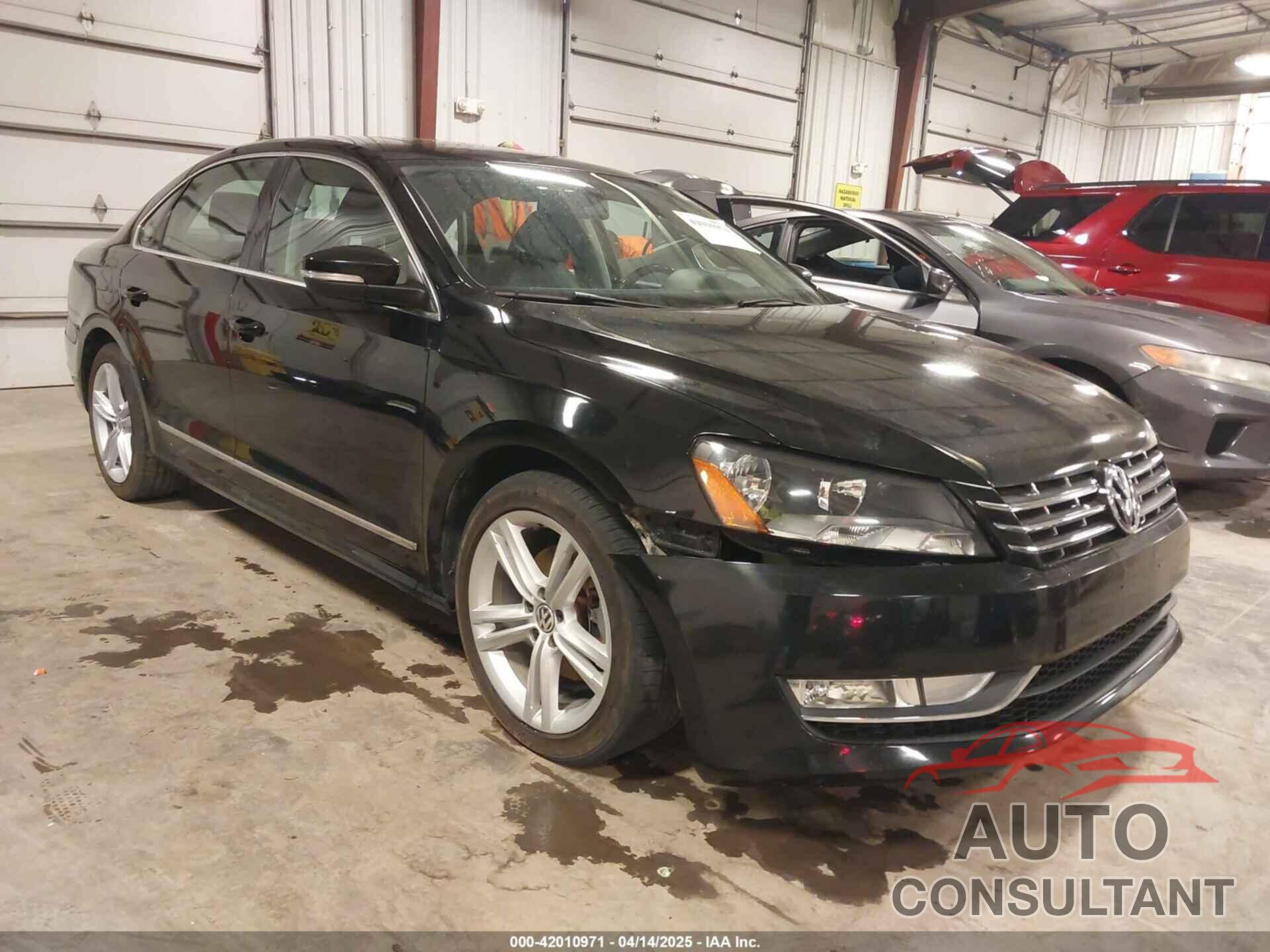VOLKSWAGEN PASSAT 2013 - 1VWCN7A39DC146639