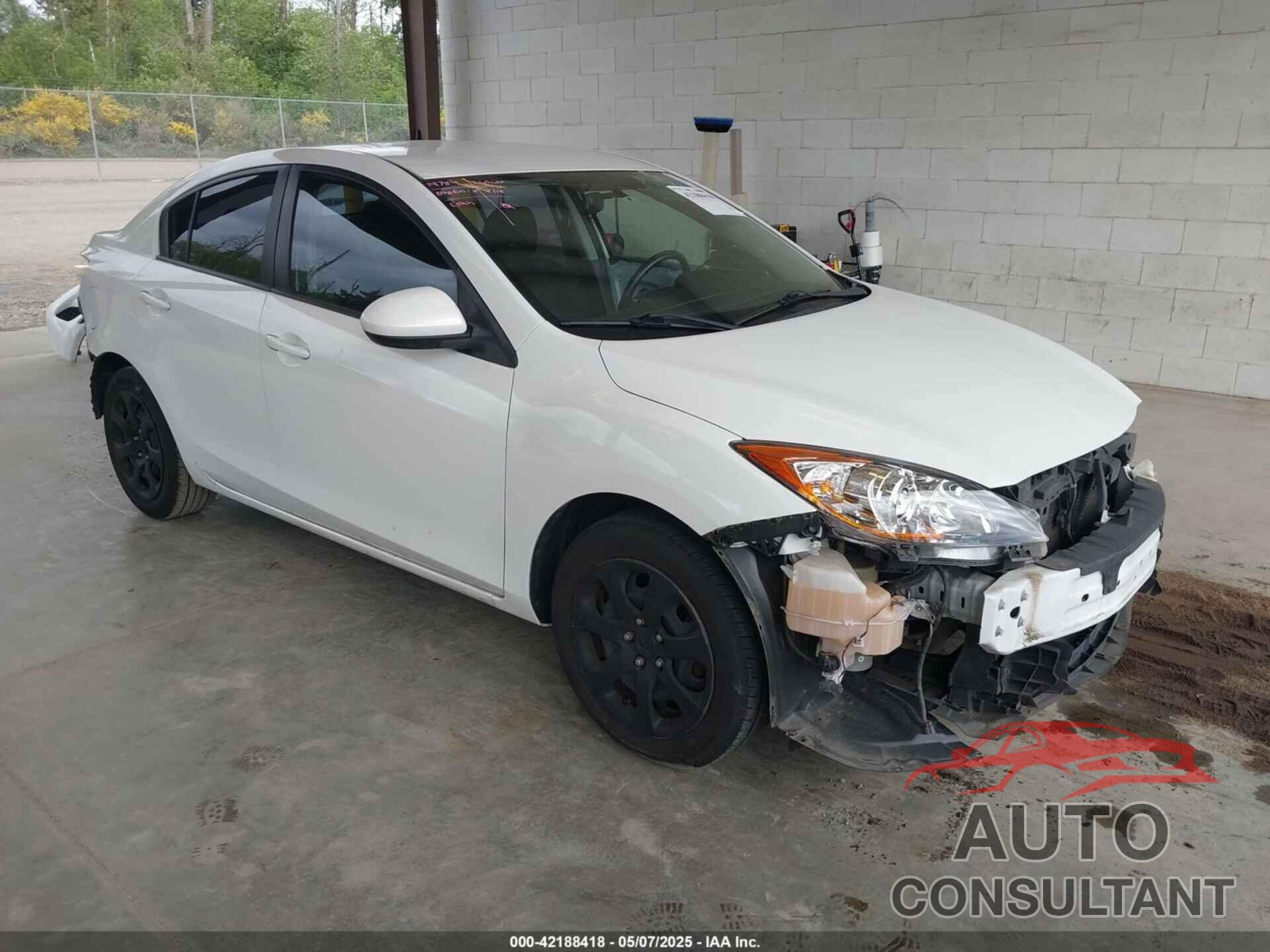 MAZDA MAZDA3 2012 - JM1BL1UG4C1548837