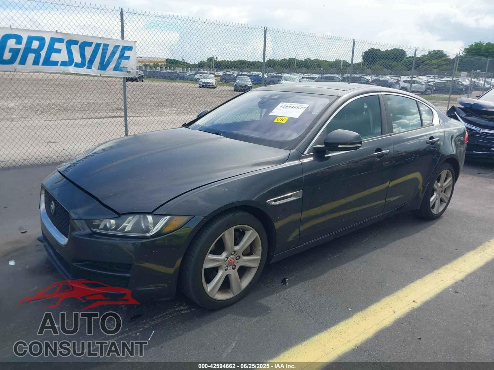 JAGUAR XE 2017 - SAJAD4BG8HA957655