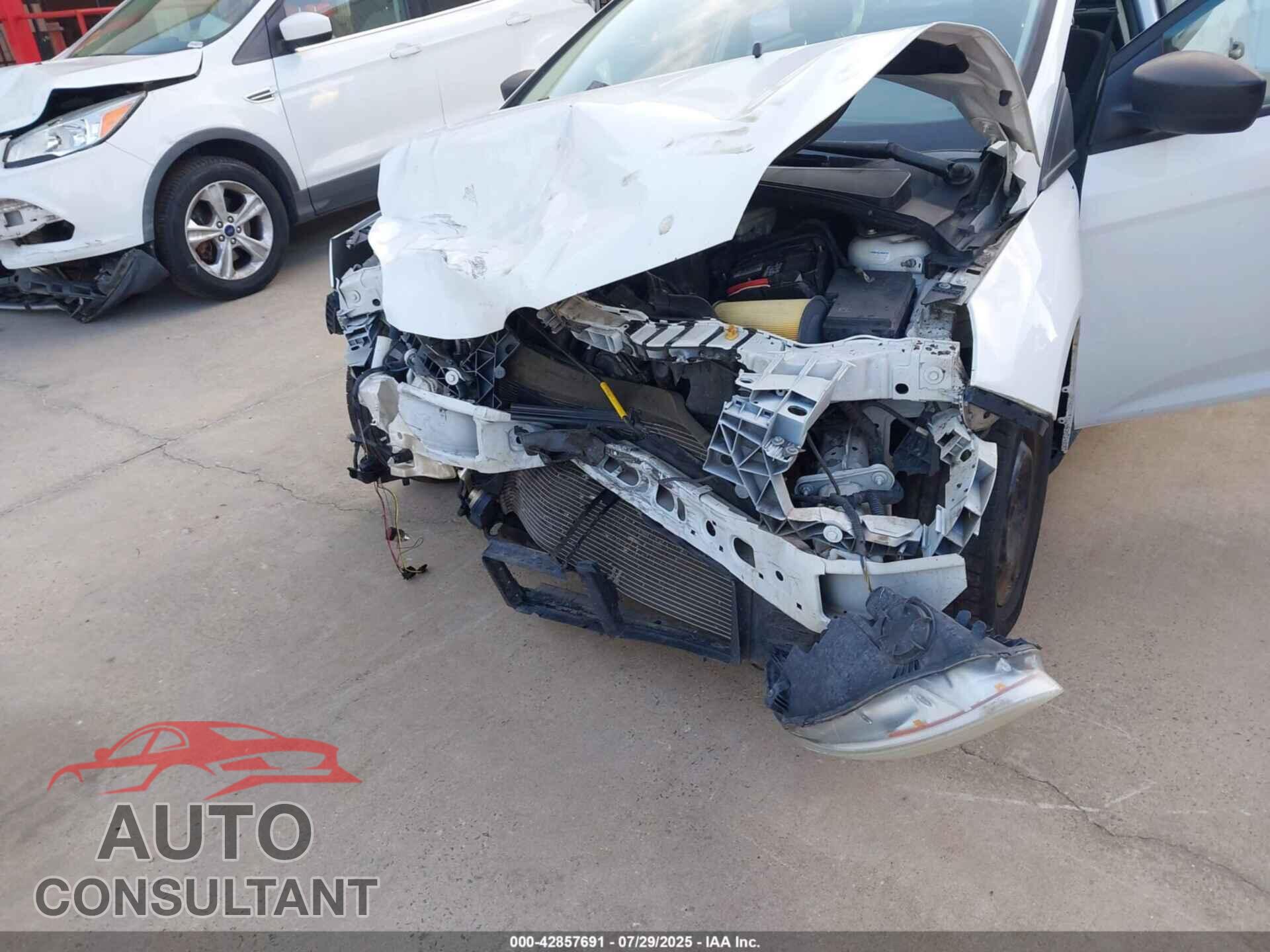 FORD FOCUS 2013 - 1FADP3E25DL181406