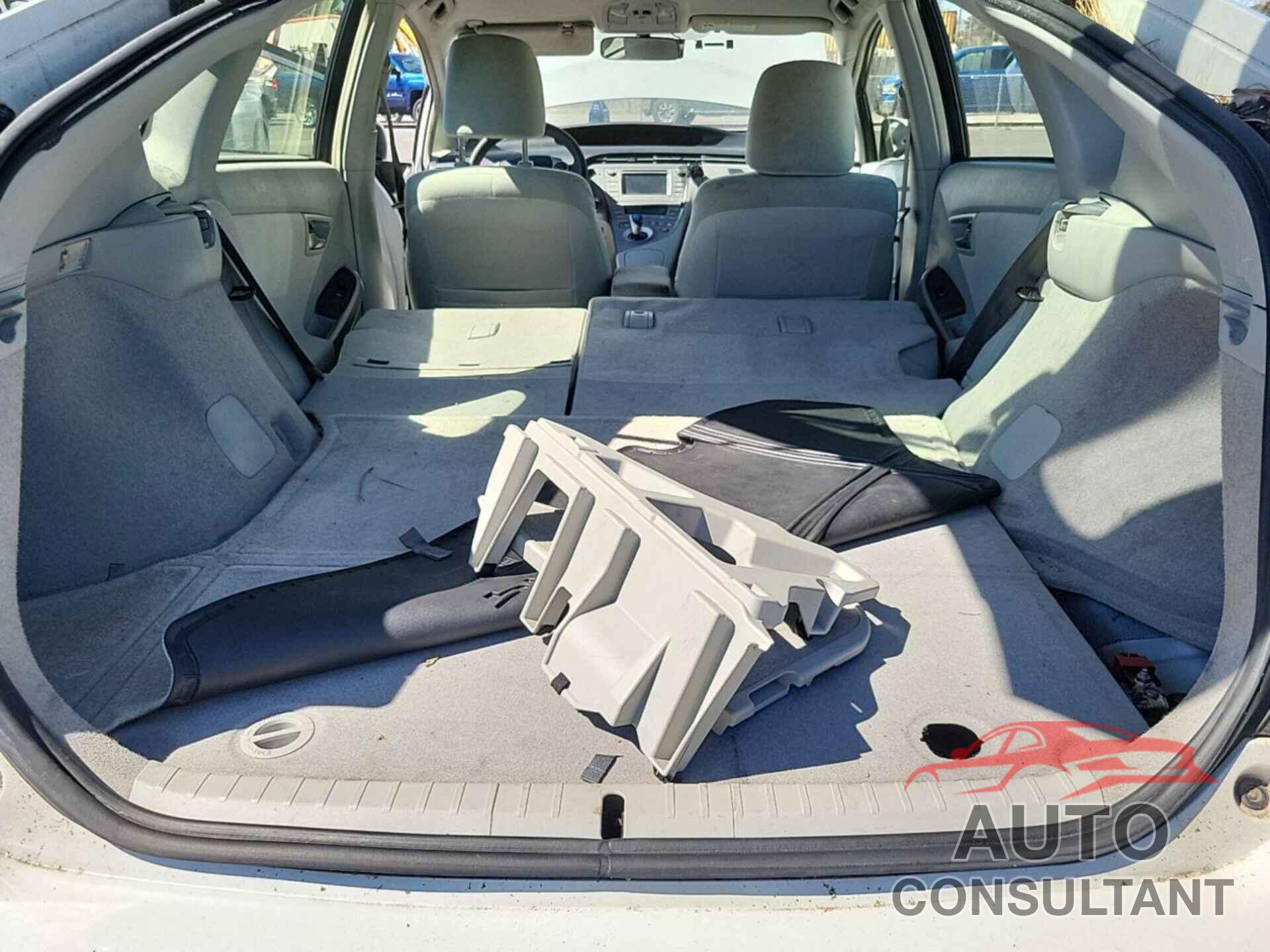 TOYOTA PRIUS 2013 - JTDKN3DU5D5695738