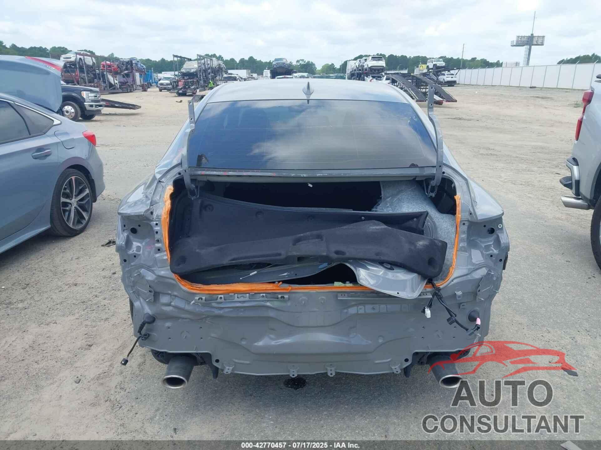 LEXUS IS 350 2024 - JTHGZ1B29R5077991