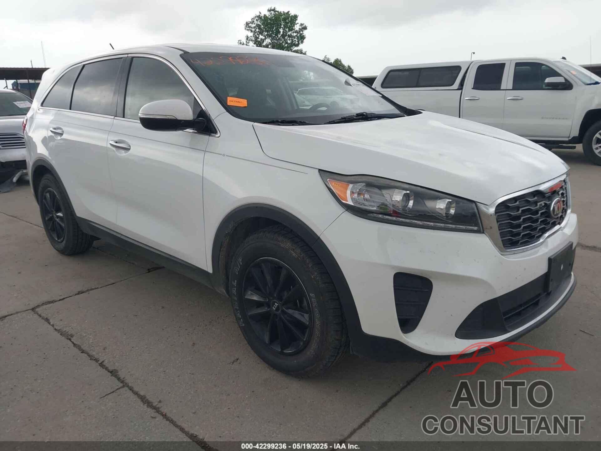 KIA SORENTO 2019 - 5XYPG4A50KG573036