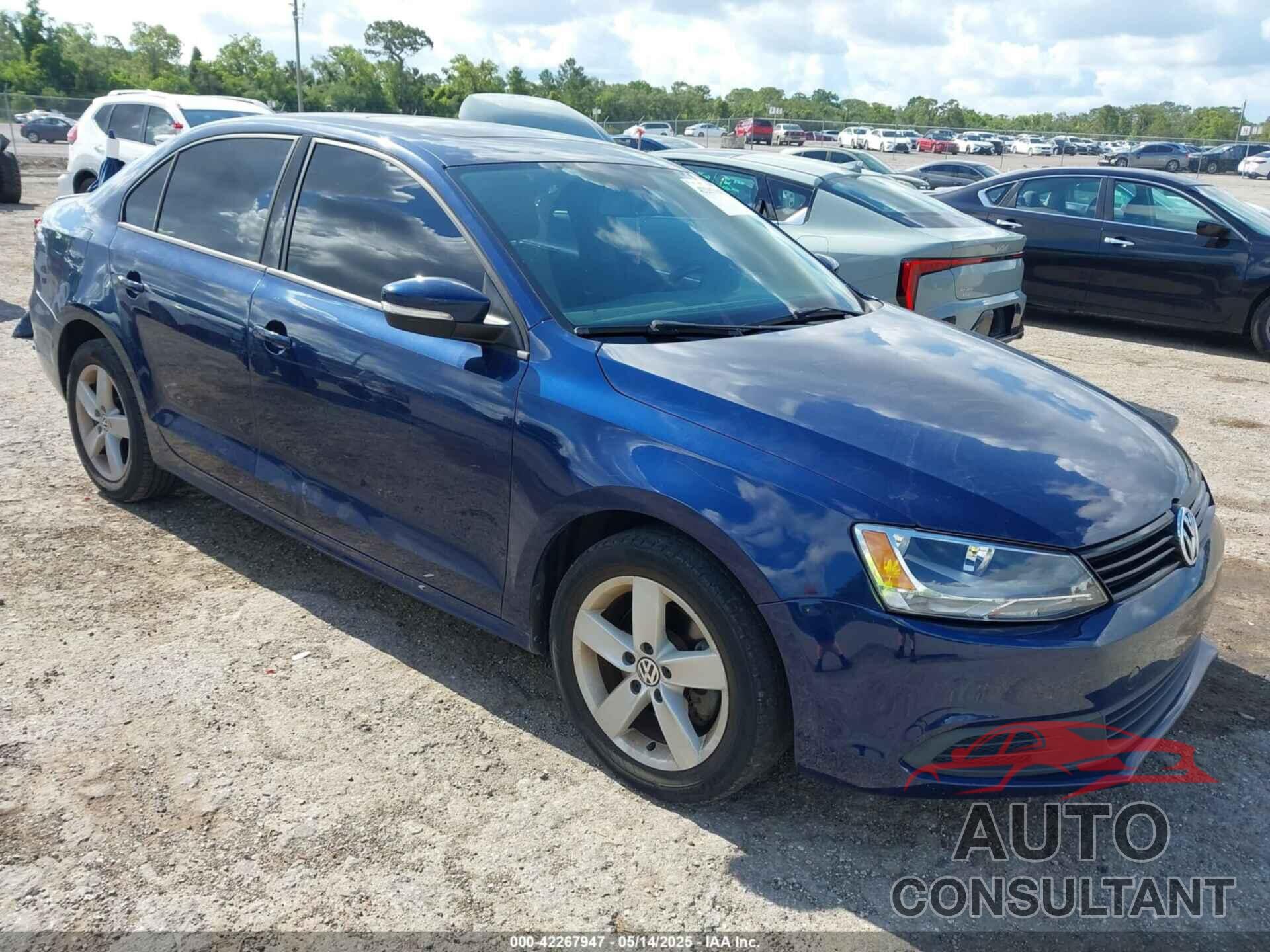 VOLKSWAGEN JETTA 2011 - 3VWLL7AJ6BM088036